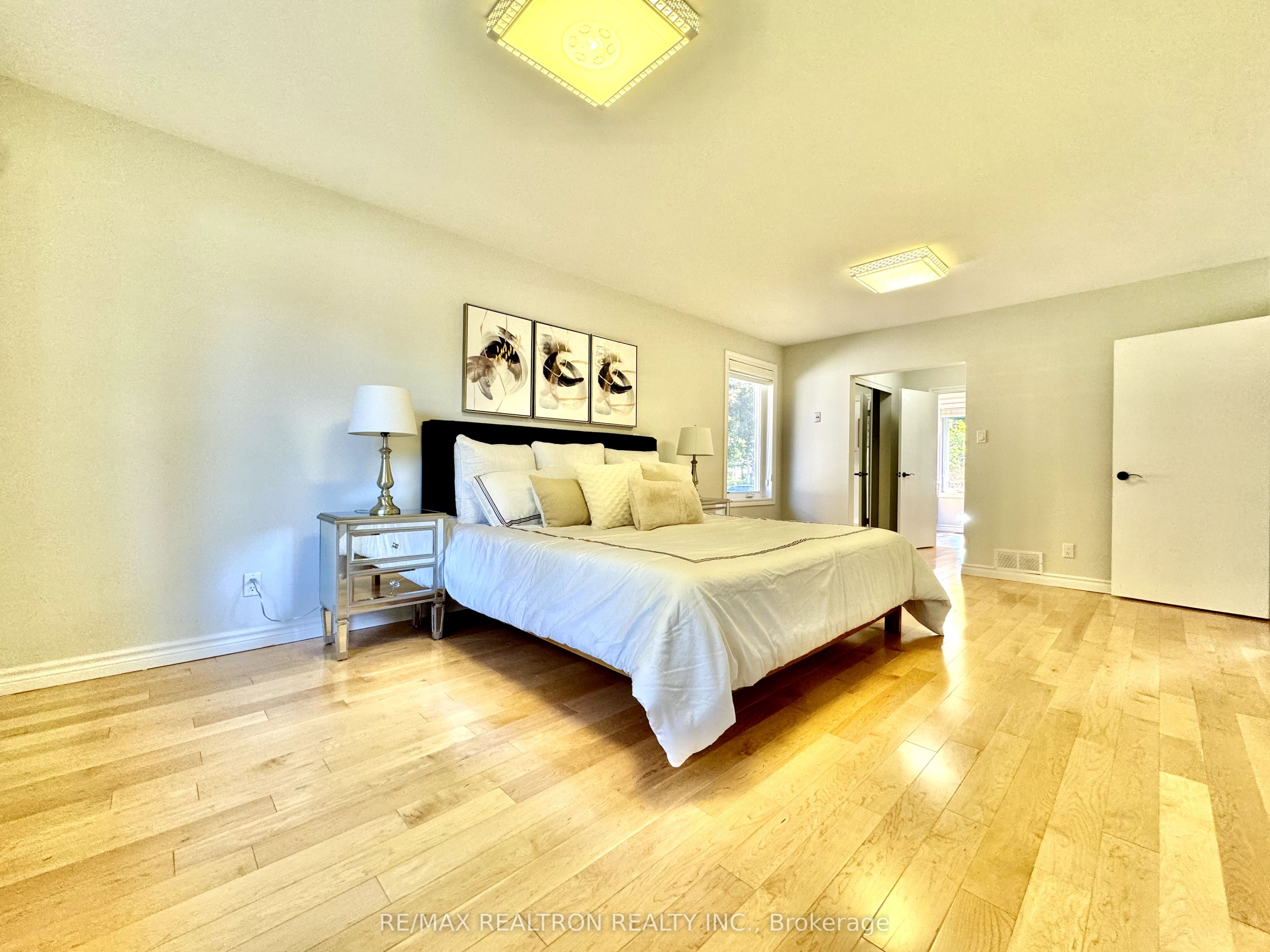 Photo 52 of 44 Fairway Heights Drive, Markham, Bayview Fairway-Bayview Country Club Estates — HOMEH