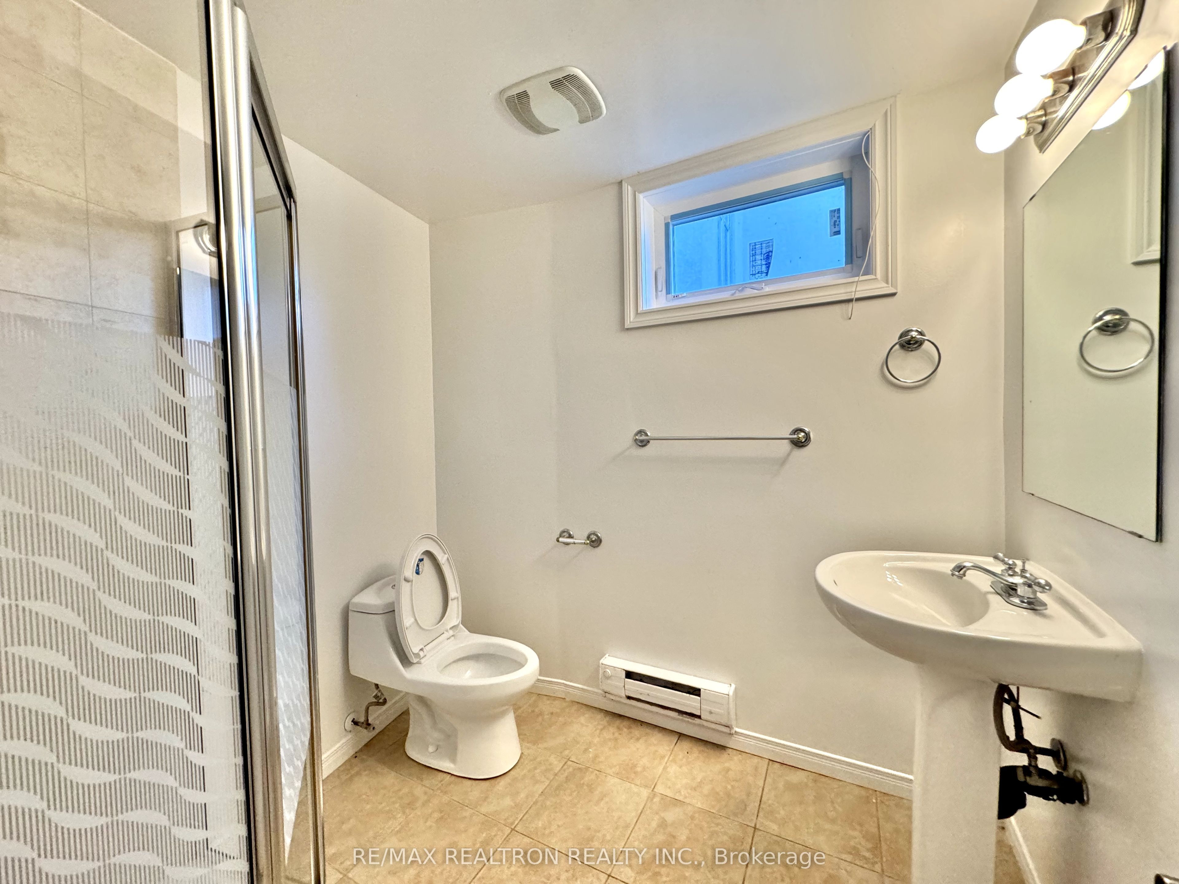 Photo 68 of 44 Fairway Heights Drive, Markham, Bayview Fairway-Bayview Country Club Estates — HOMEH