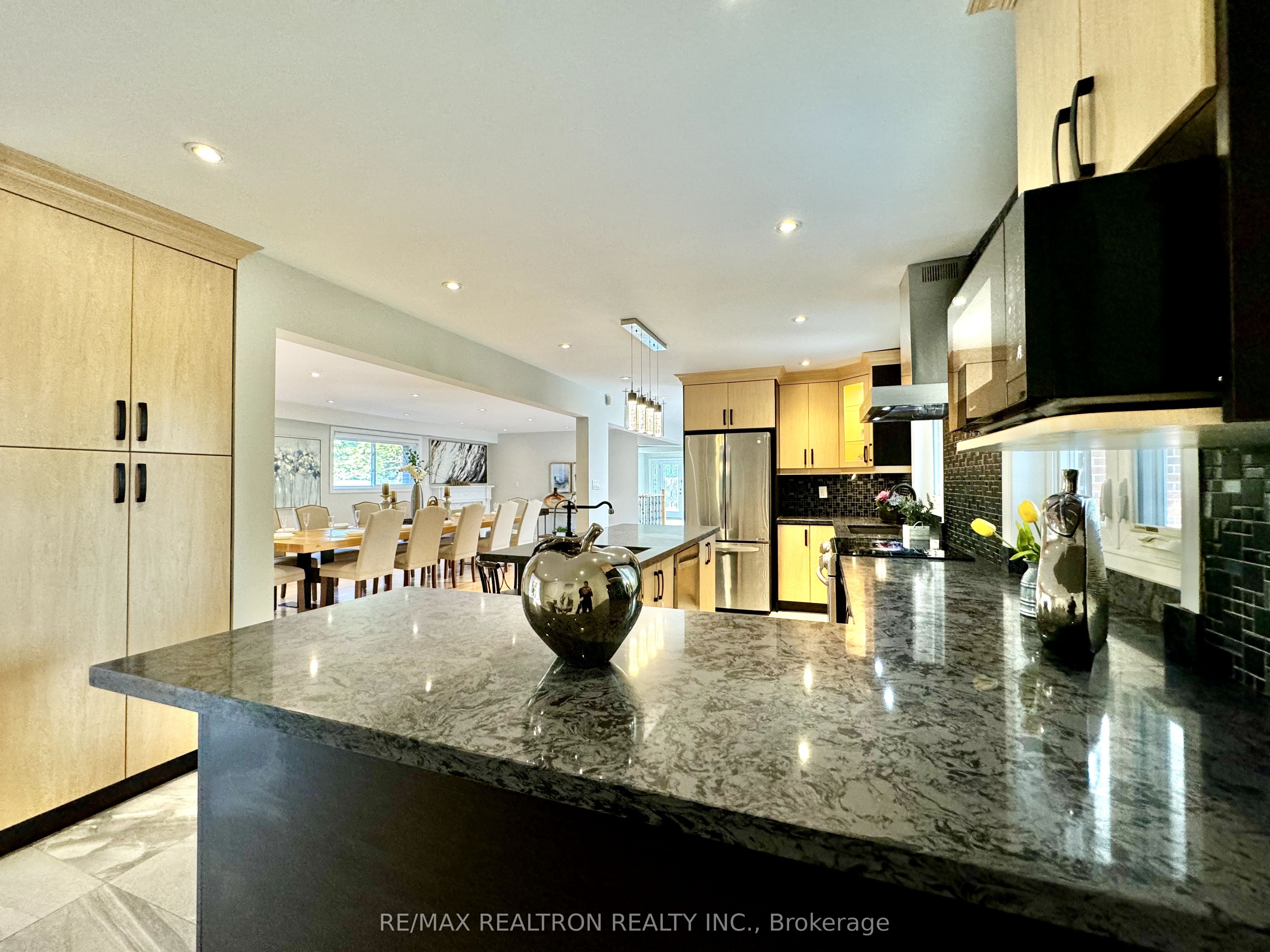Photo 41 of 44 Fairway Heights Drive, Markham, Bayview Fairway-Bayview Country Club Estates — HOMEH