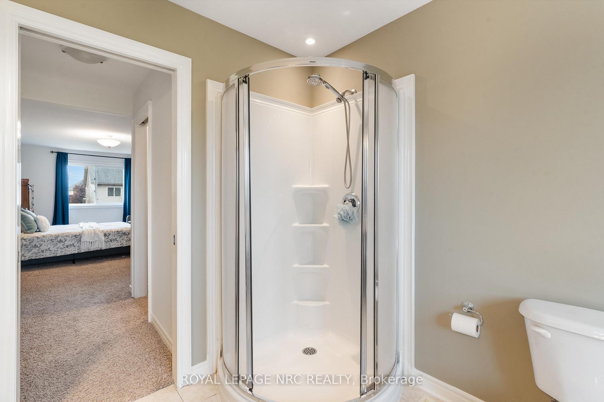 Photo 22 of 12 Silver Maple Road, Thorold, Confederation Heights — HOMEH