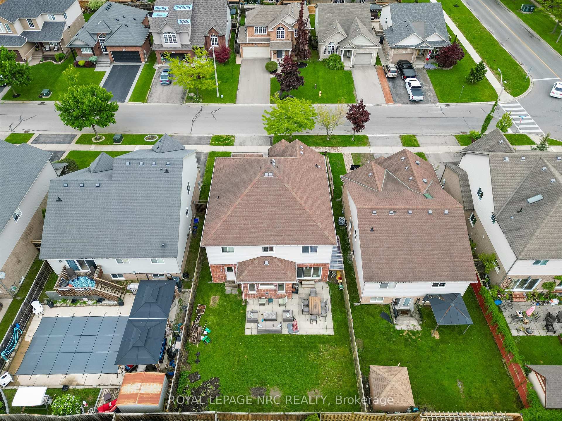 Photo 35 of 12 Silver Maple Road, Thorold, Confederation Heights — HOMEH