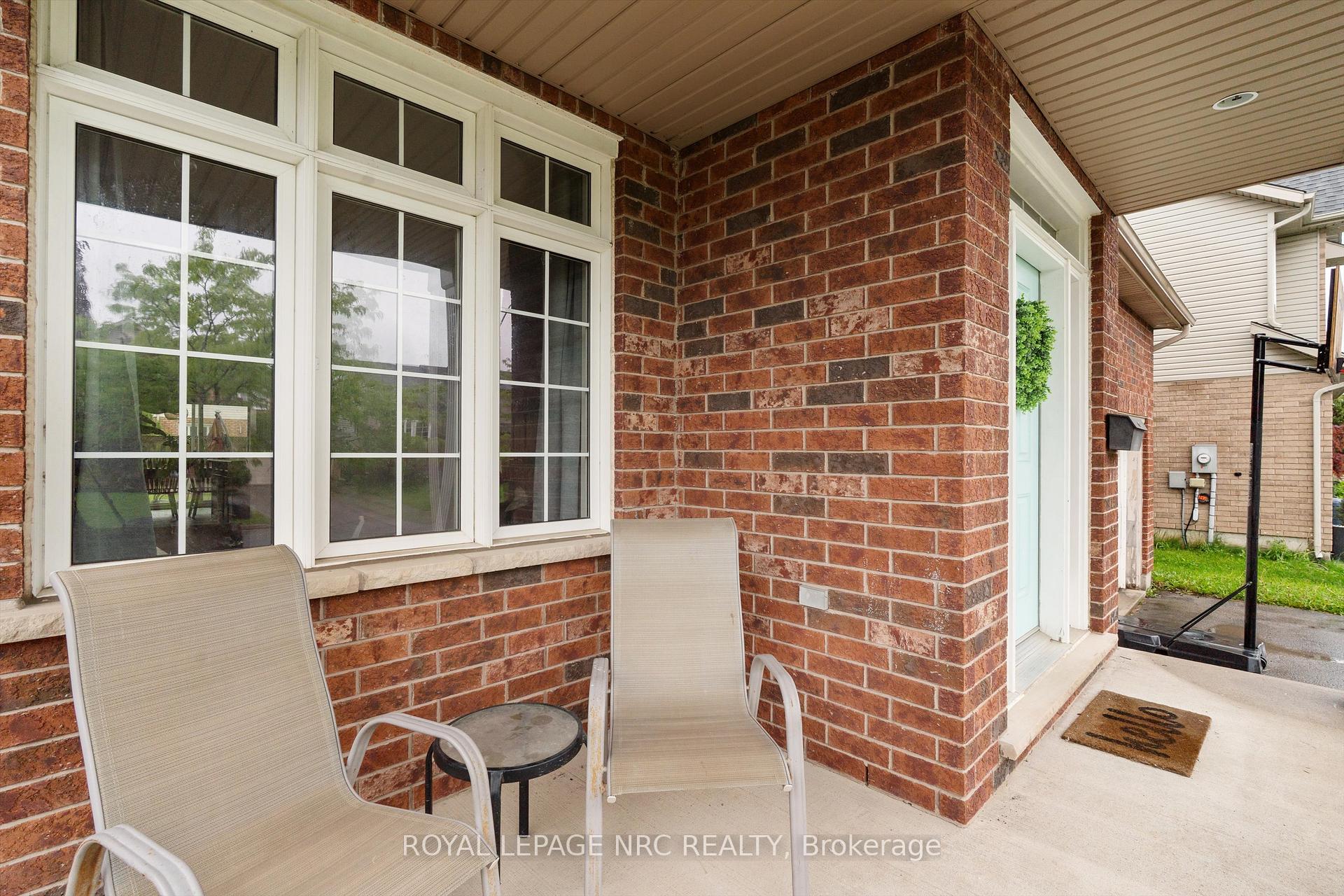 Photo 41 of 12 Silver Maple Road, Thorold, Confederation Heights — HOMEH