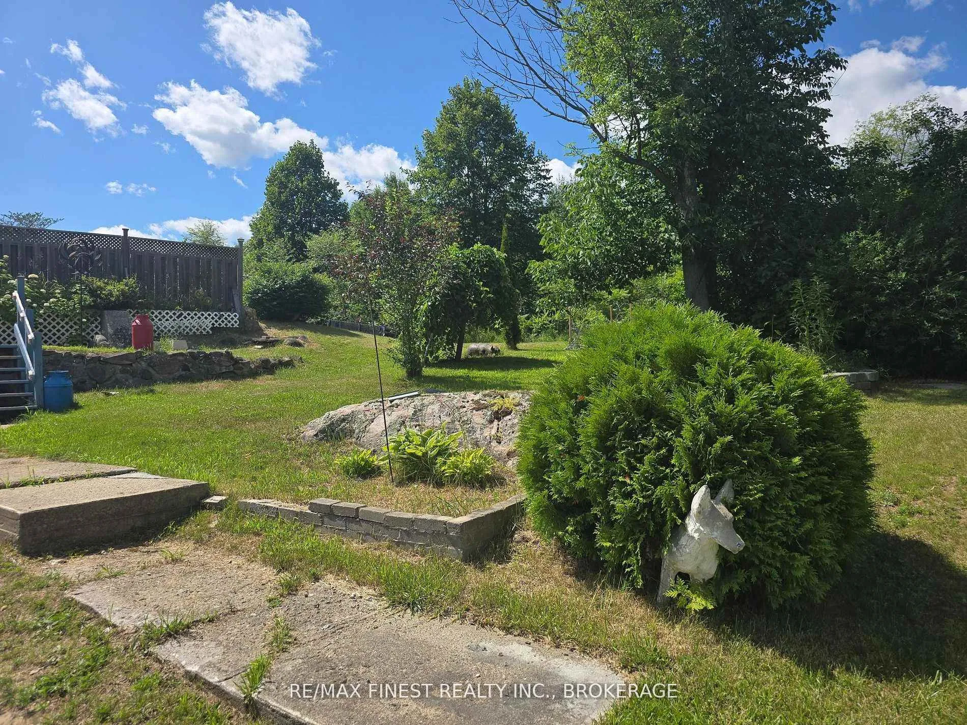 Photo 13 of 10555 Road 38, Frontenac, Frontenac Centre — HOMEH