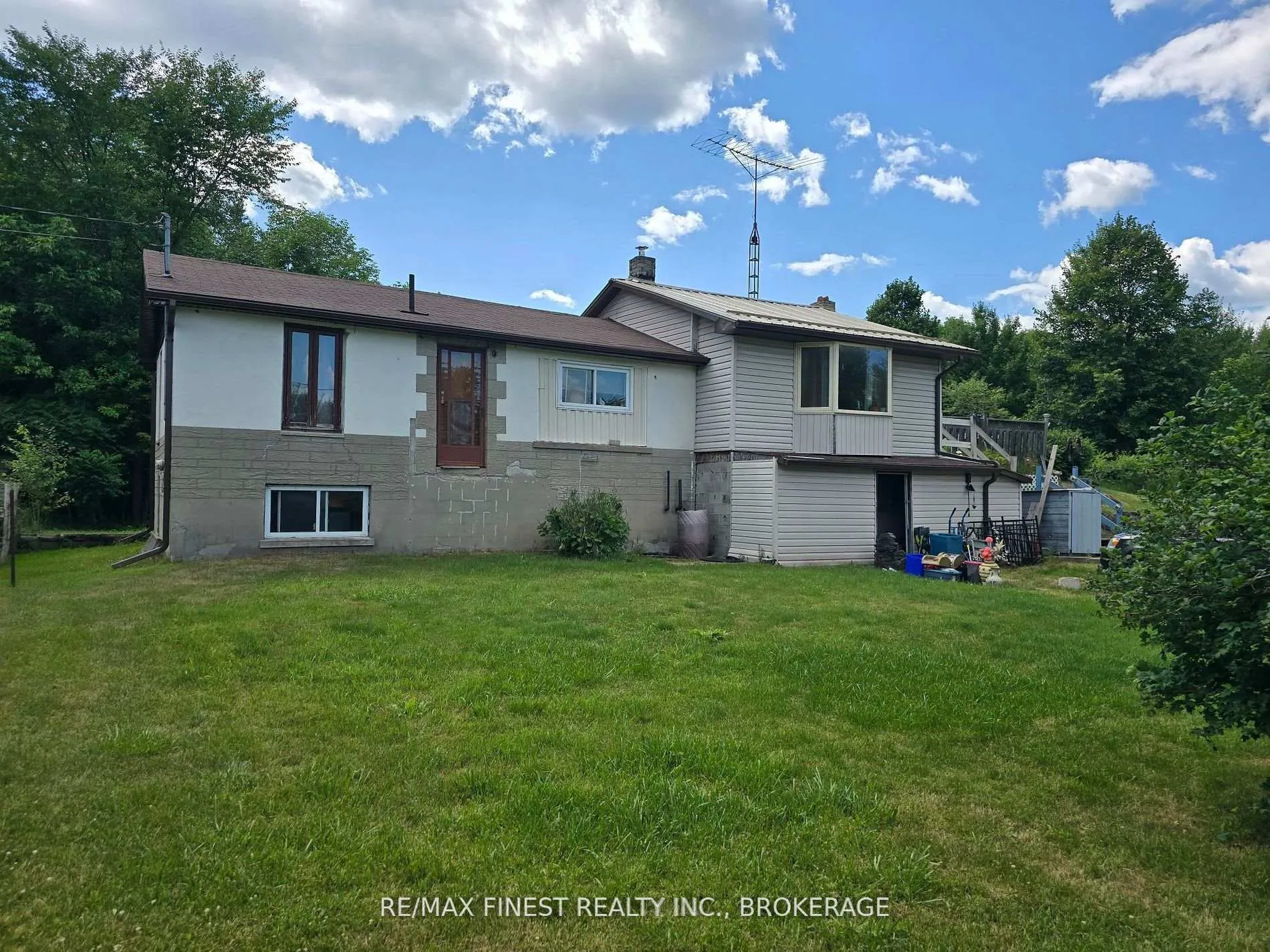 Photo 16 of 10555 Road 38, Frontenac, Frontenac Centre — HOMEH
