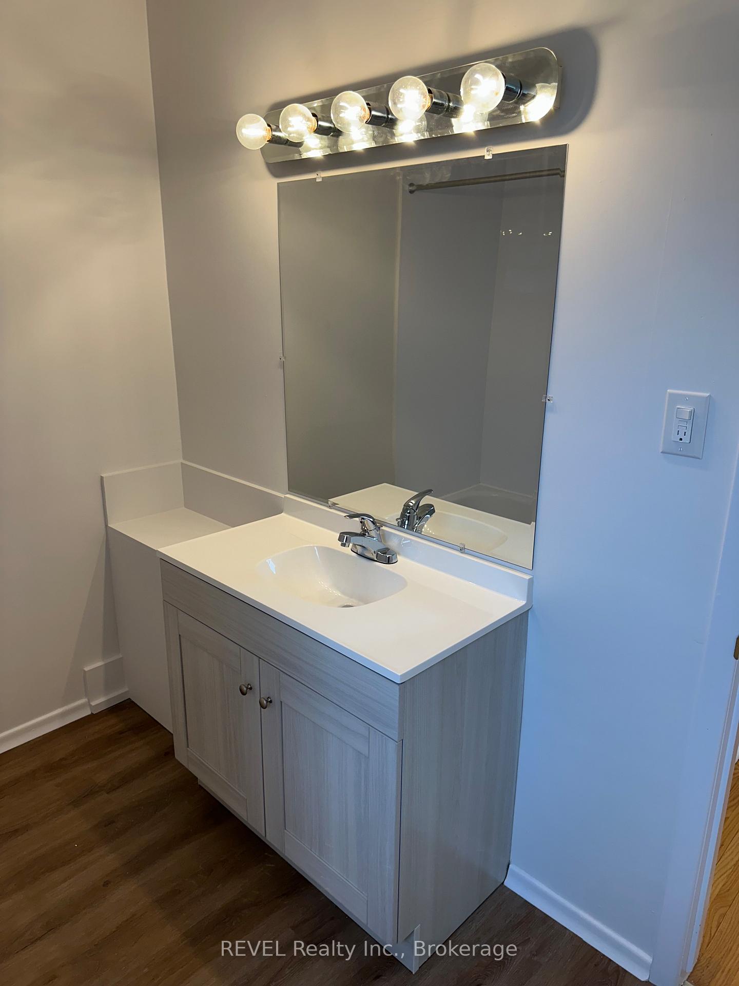 Photo 15 of 181 St Davids Road, Thorold, Confederation Heights — HOMEH