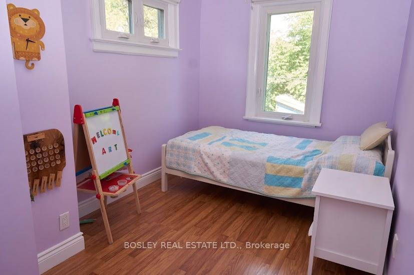 Photo 9 of 11 Bonnie Brae Boulevard, Toronto, Danforth Village-East York — HOMEH