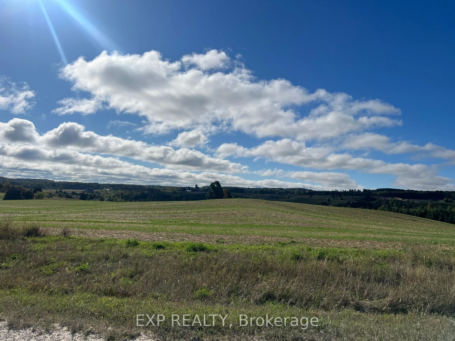 Photo 9 of 487120 30 Side Road, Mono, Rural Mono — HOMEH