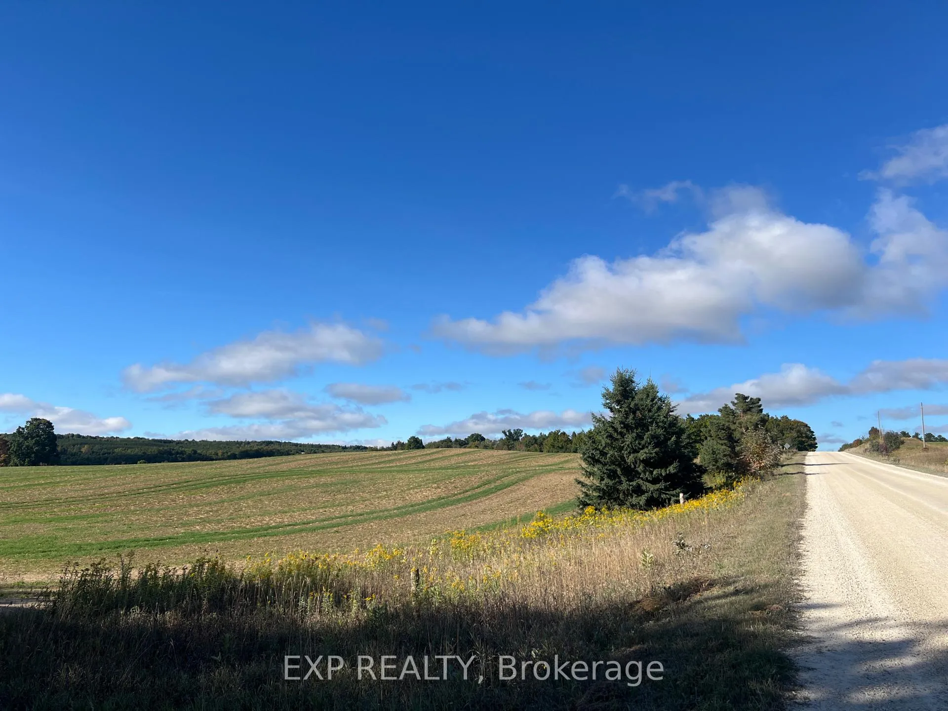 Photo 13 of 487120 30 Side Road, Mono, Rural Mono — HOMEH