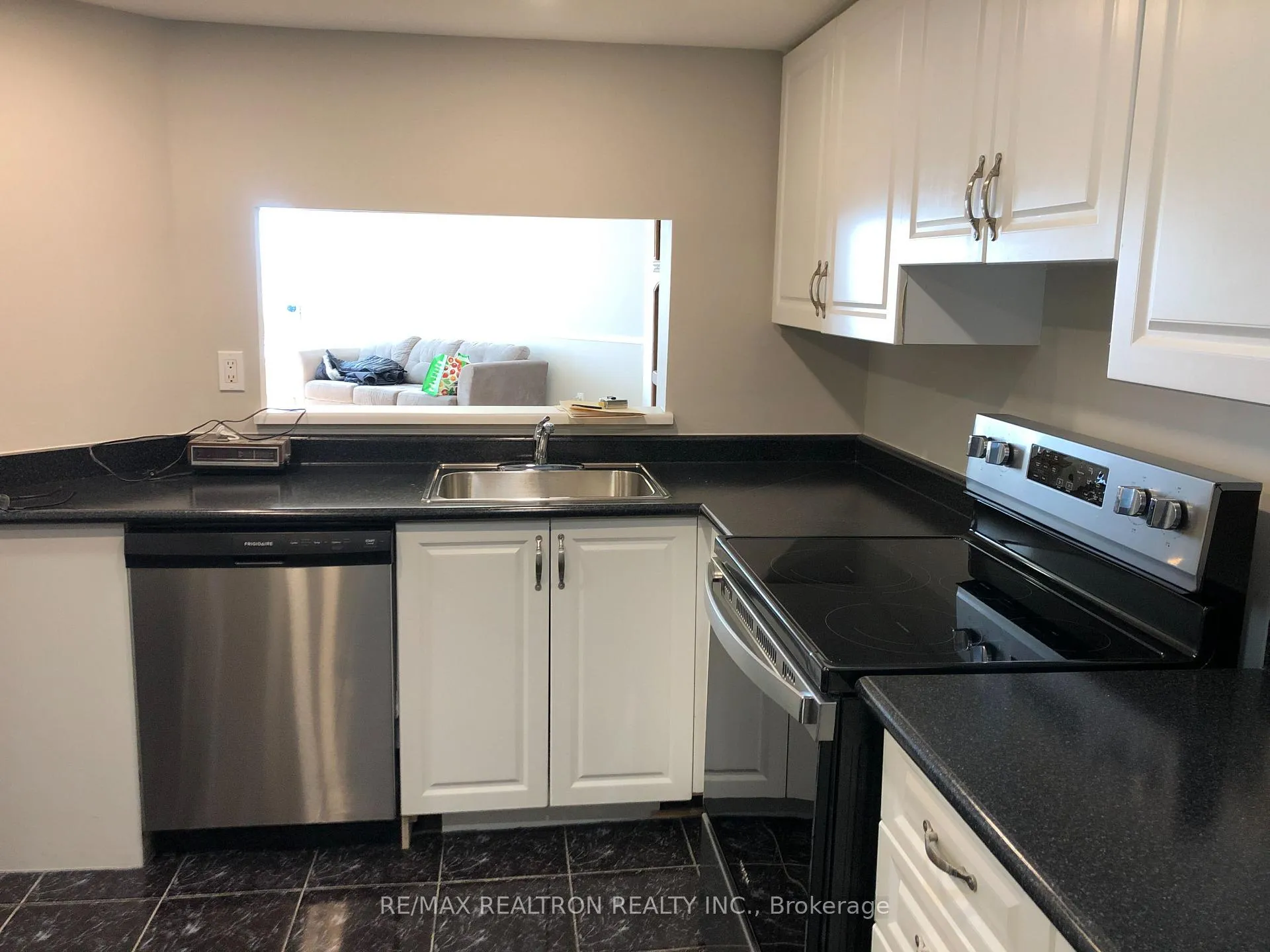 Photo 6 of Unit 1206, 7420 Bathurst Street, Vaughan, Brownridge — HOMEH
