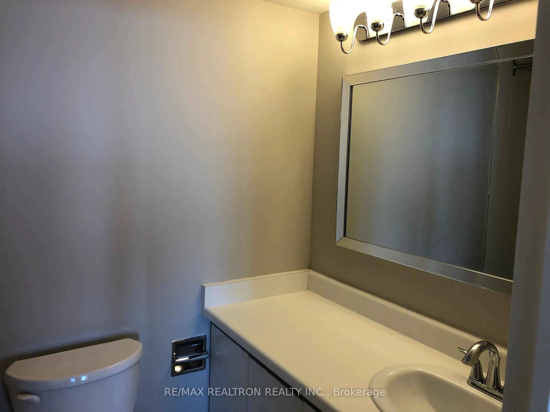 Photo 10 of Unit 1206, 7420 Bathurst Street, Vaughan, Brownridge — HOMEH