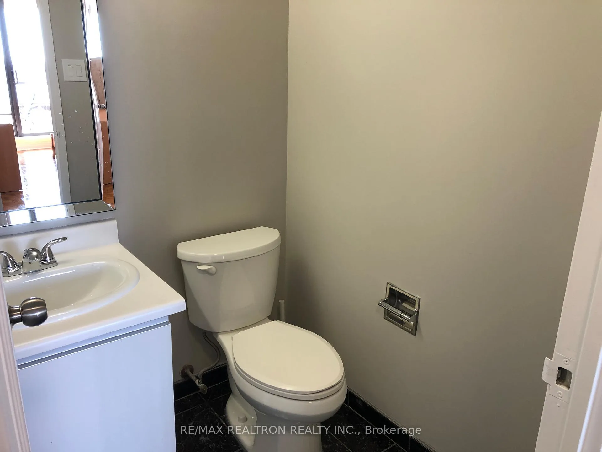 Photo 11 of Unit 1206, 7420 Bathurst Street, Vaughan, Brownridge — HOMEH