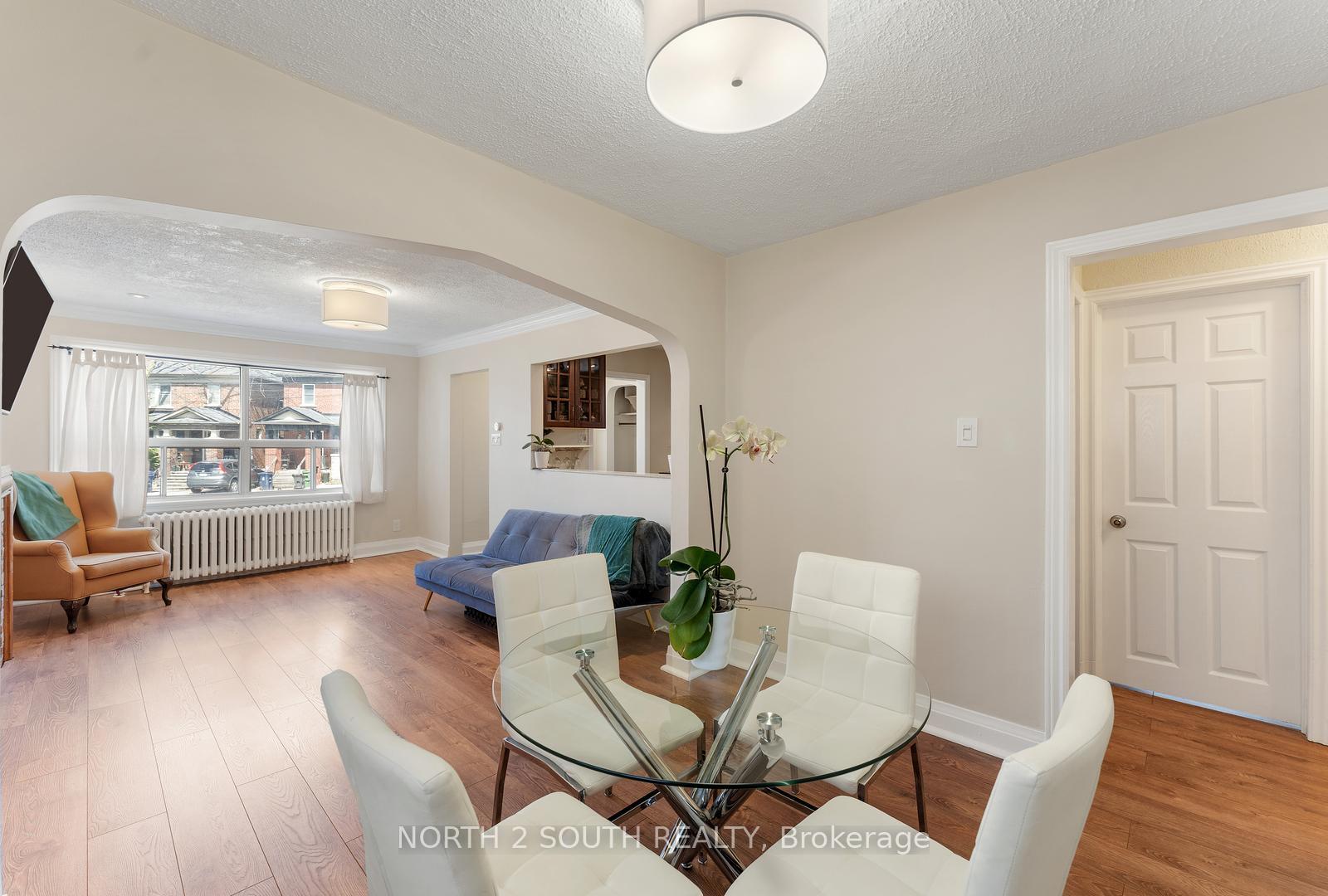 Photo 12 of 506 Donlands Avenue, Toronto, East York — HOMEH