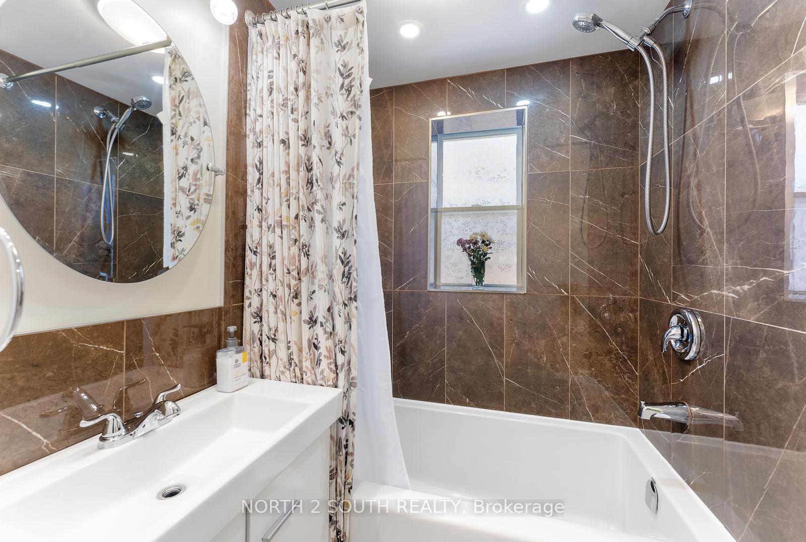 Photo 23 of 506 Donlands Avenue, Toronto, East York — HOMEH