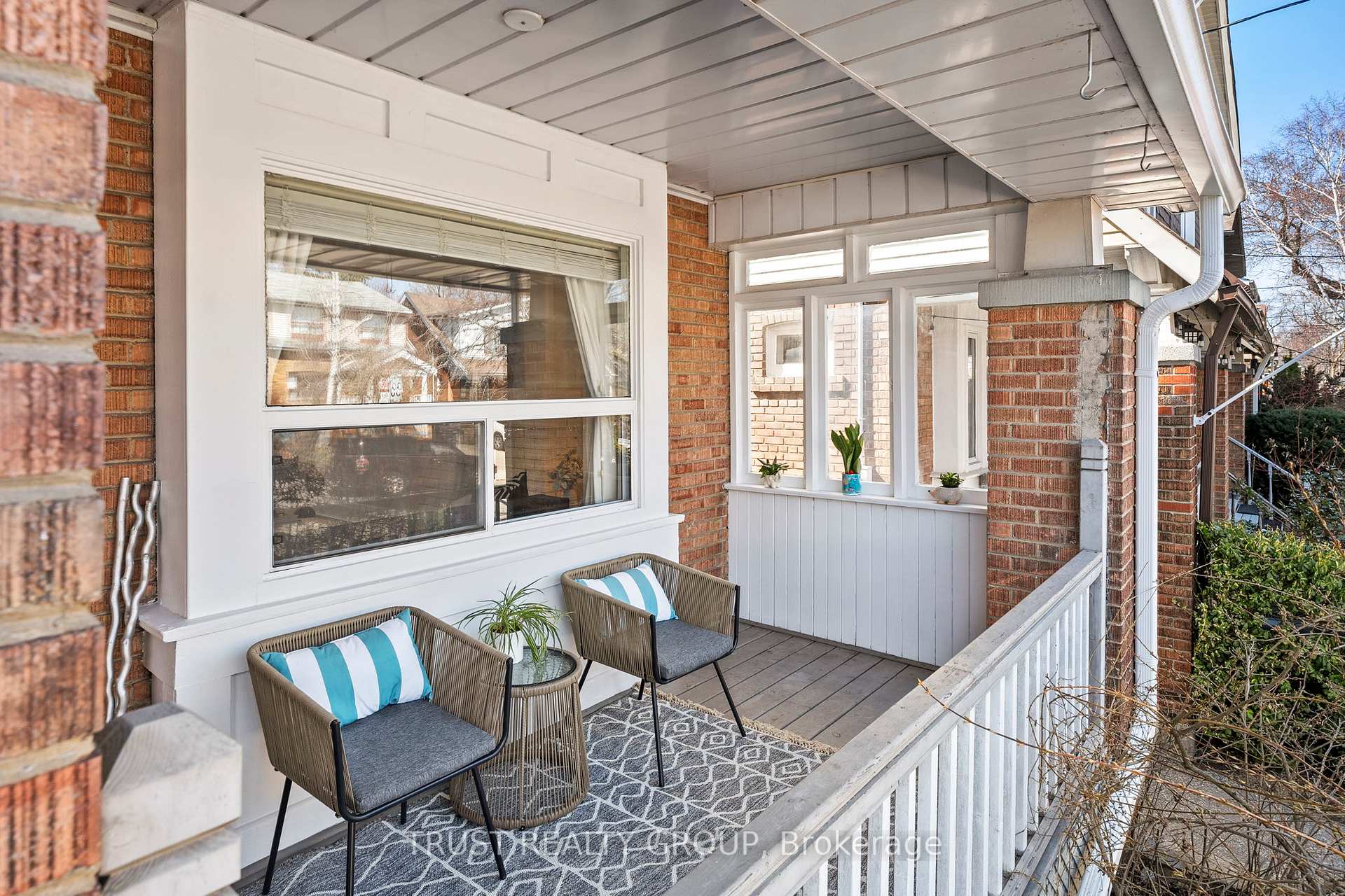Photo 3 of 127 Wolverleigh Boulevard, Toronto, Danforth — HOMEH