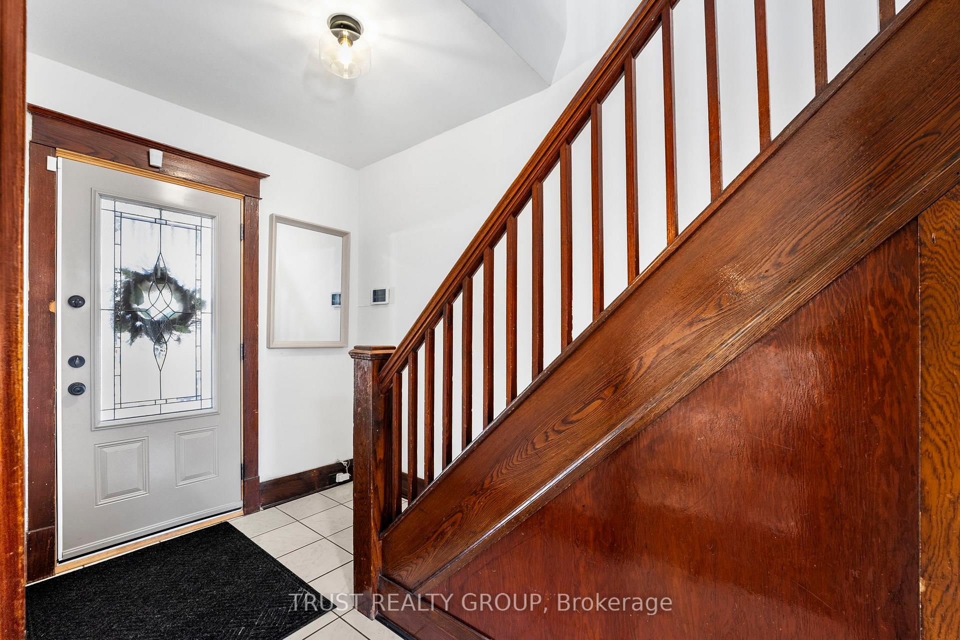 Photo 5 of 127 Wolverleigh Boulevard, Toronto, Danforth — HOMEH