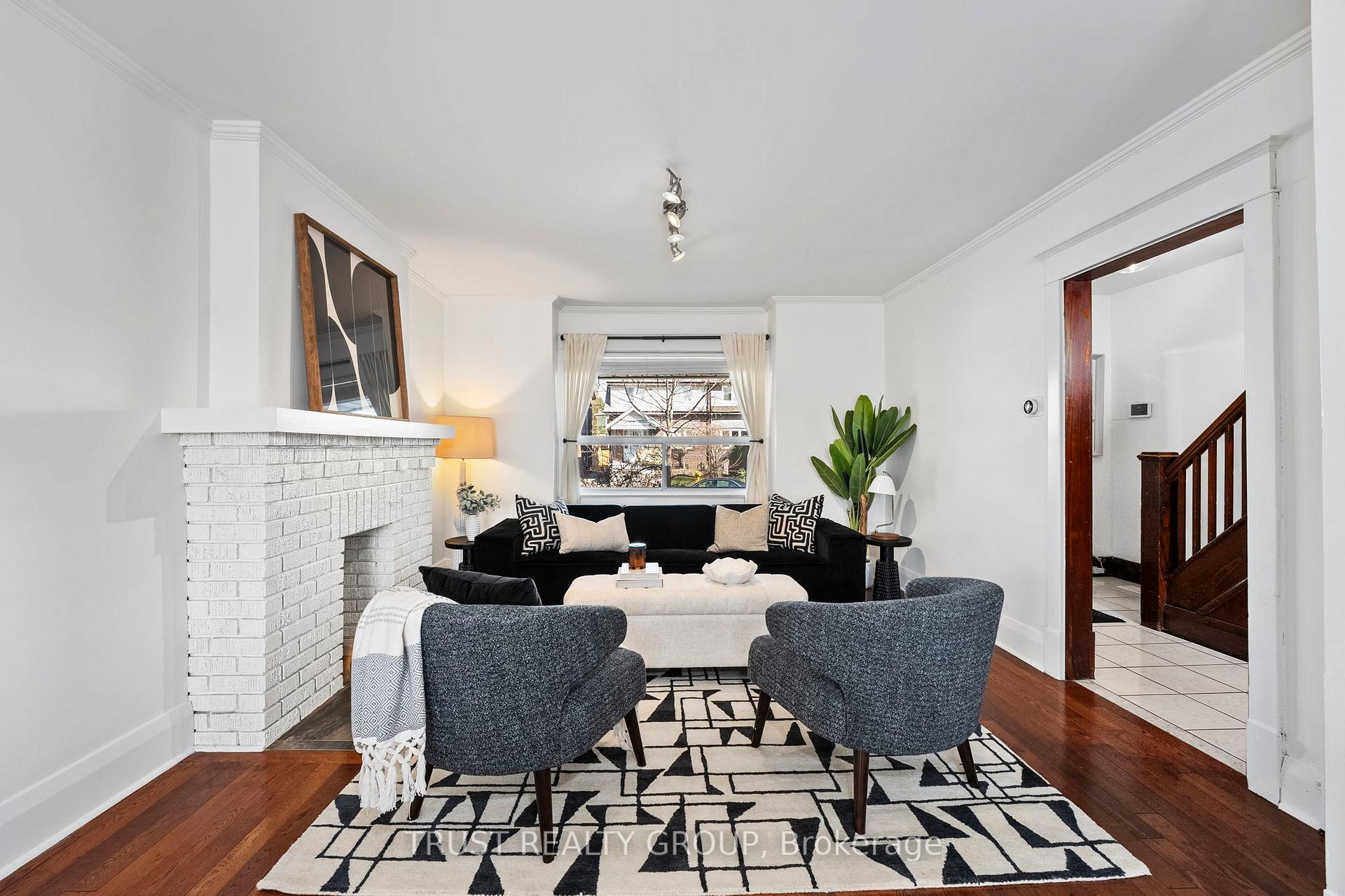 Photo 6 of 127 Wolverleigh Boulevard, Toronto, Danforth — HOMEH