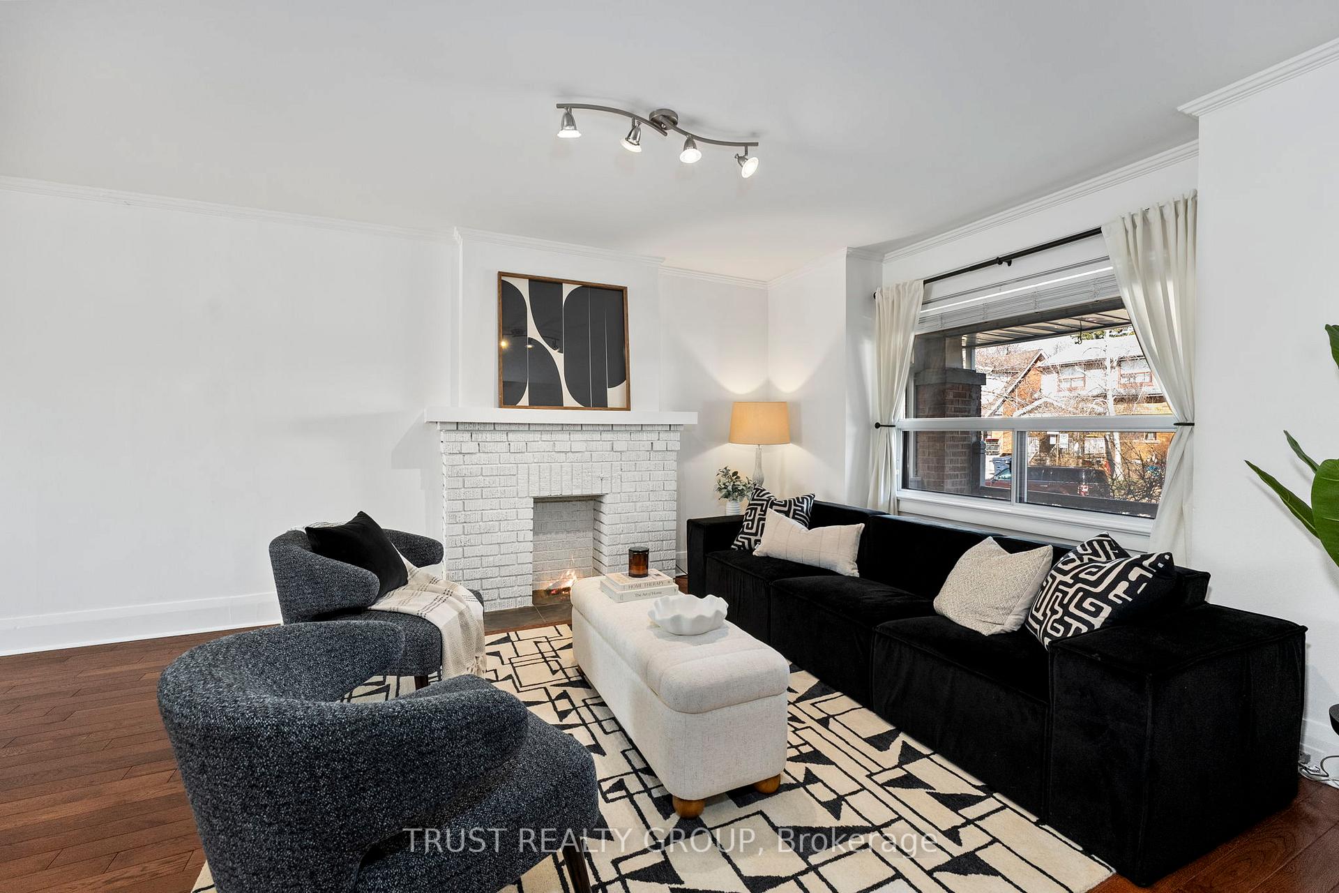 Photo 8 of 127 Wolverleigh Boulevard, Toronto, Danforth — HOMEH