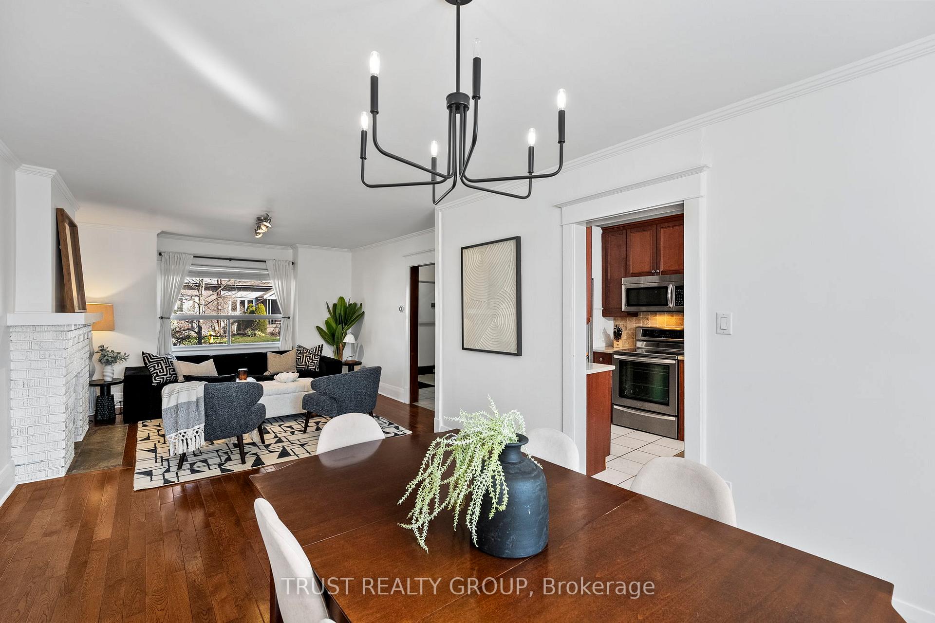 Photo 12 of 127 Wolverleigh Boulevard, Toronto, Danforth — HOMEH