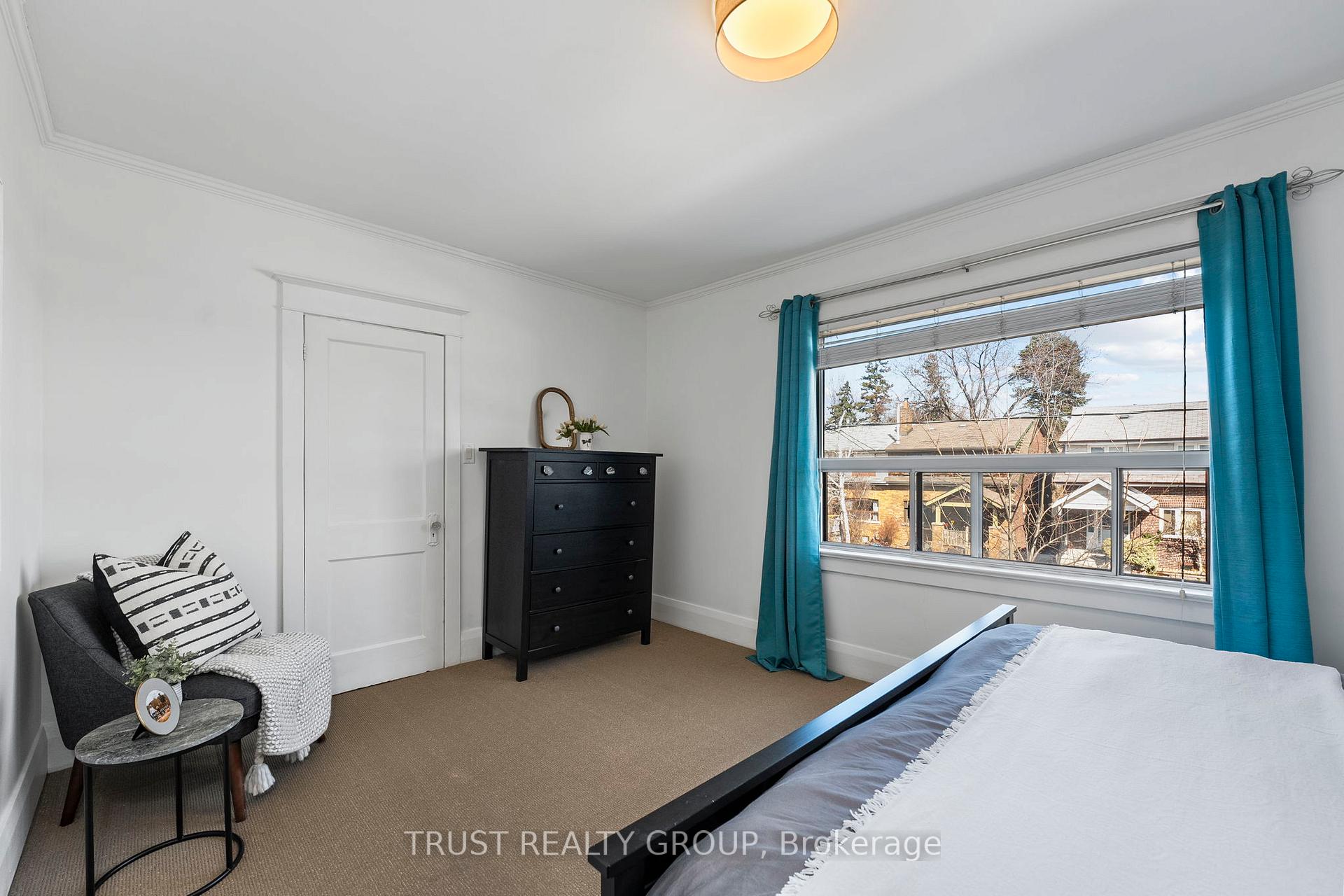 Photo 18 of 127 Wolverleigh Boulevard, Toronto, Danforth — HOMEH