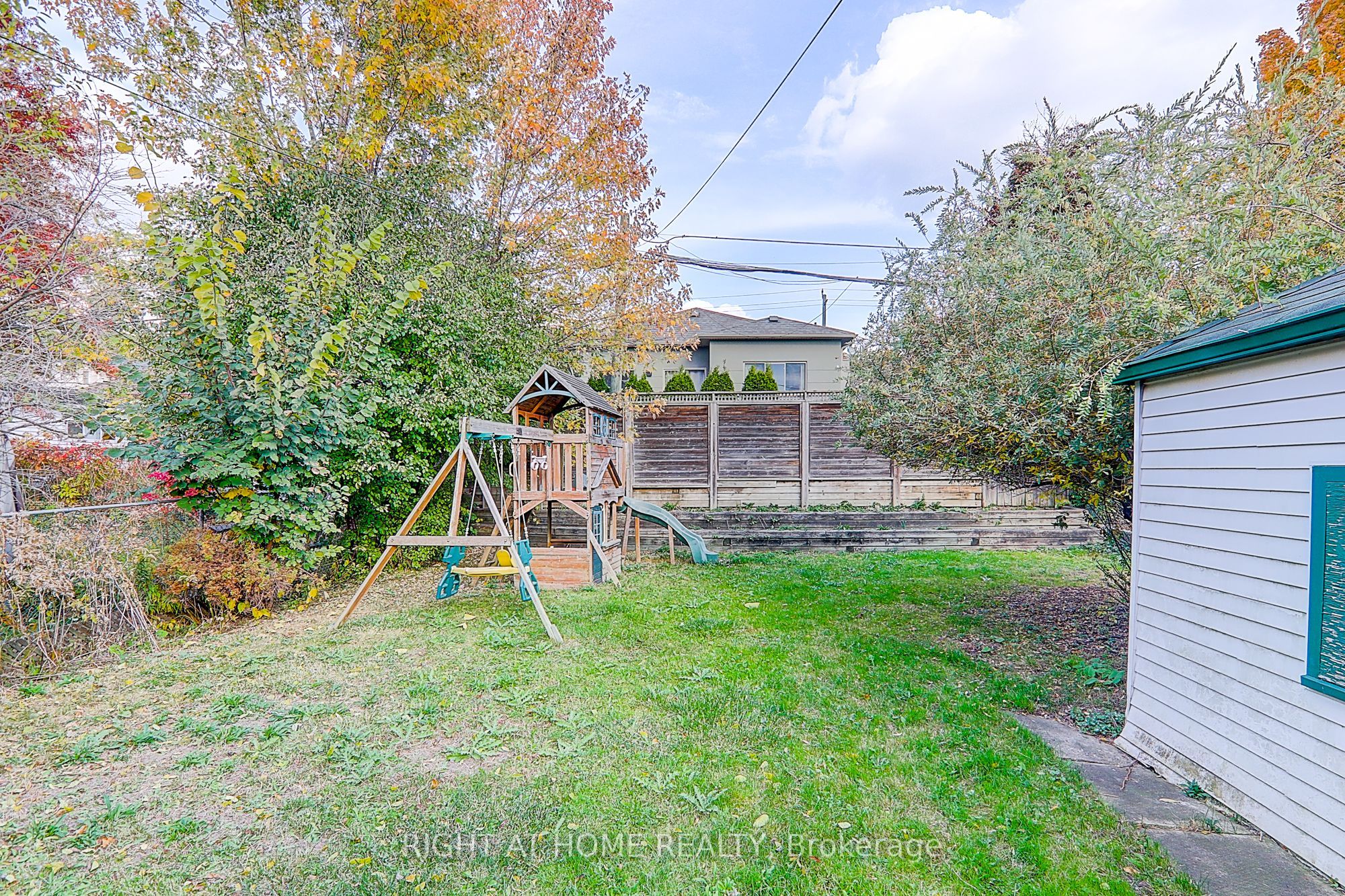 Photo 45 of 19 Stellarton Road, Scarborough, Clairlea-Birchmount — HOMEH