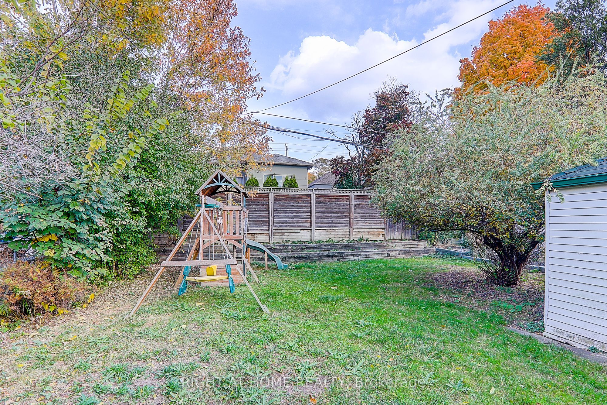 Photo 46 of 19 Stellarton Road, Scarborough, Clairlea-Birchmount — HOMEH