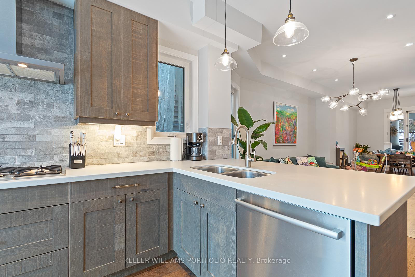 Photo 17 of 201 Boulton Avenue, Toronto, South Riverdale — HOMEH