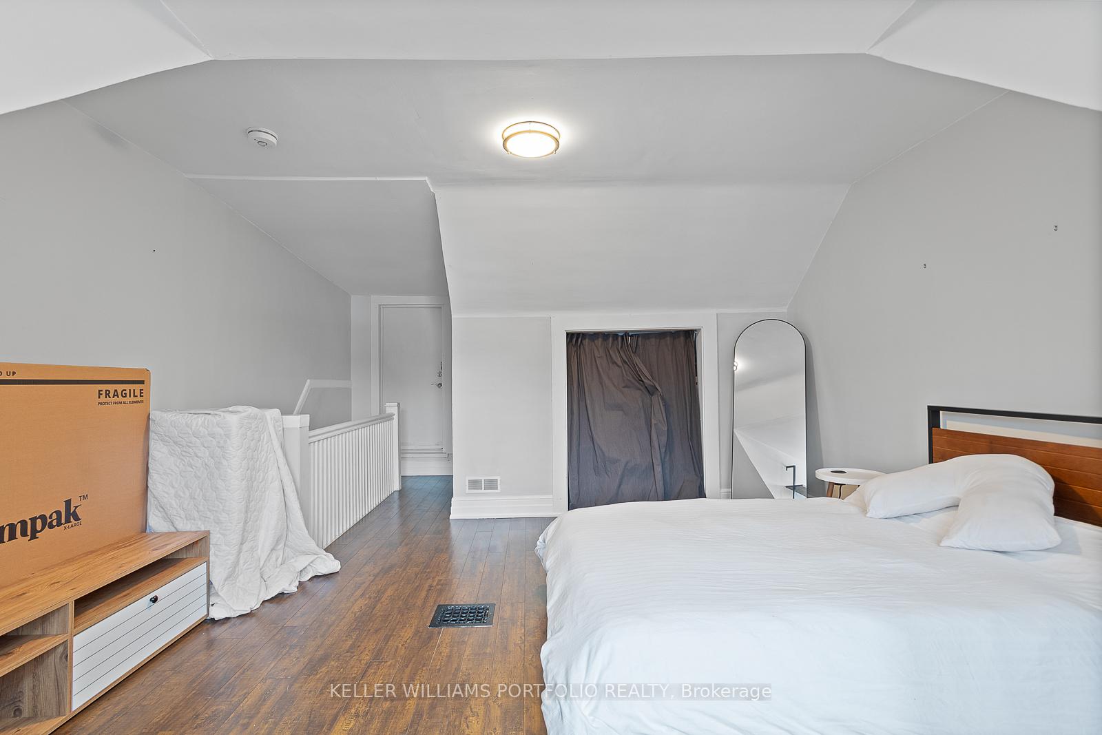Photo 33 of 201 Boulton Avenue, Toronto, South Riverdale — HOMEH
