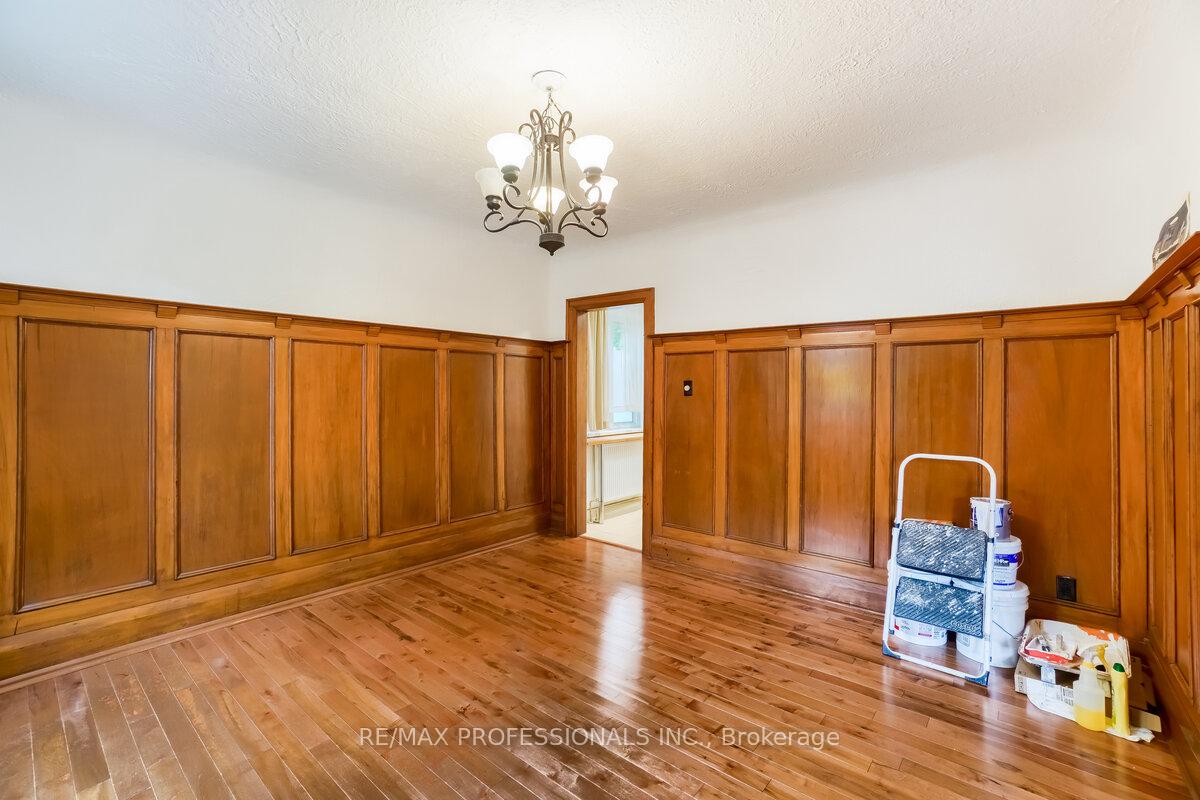 Photo 12 of Unit 1, 323 Walmer Road, Toronto, Casa Loma — HOMEH