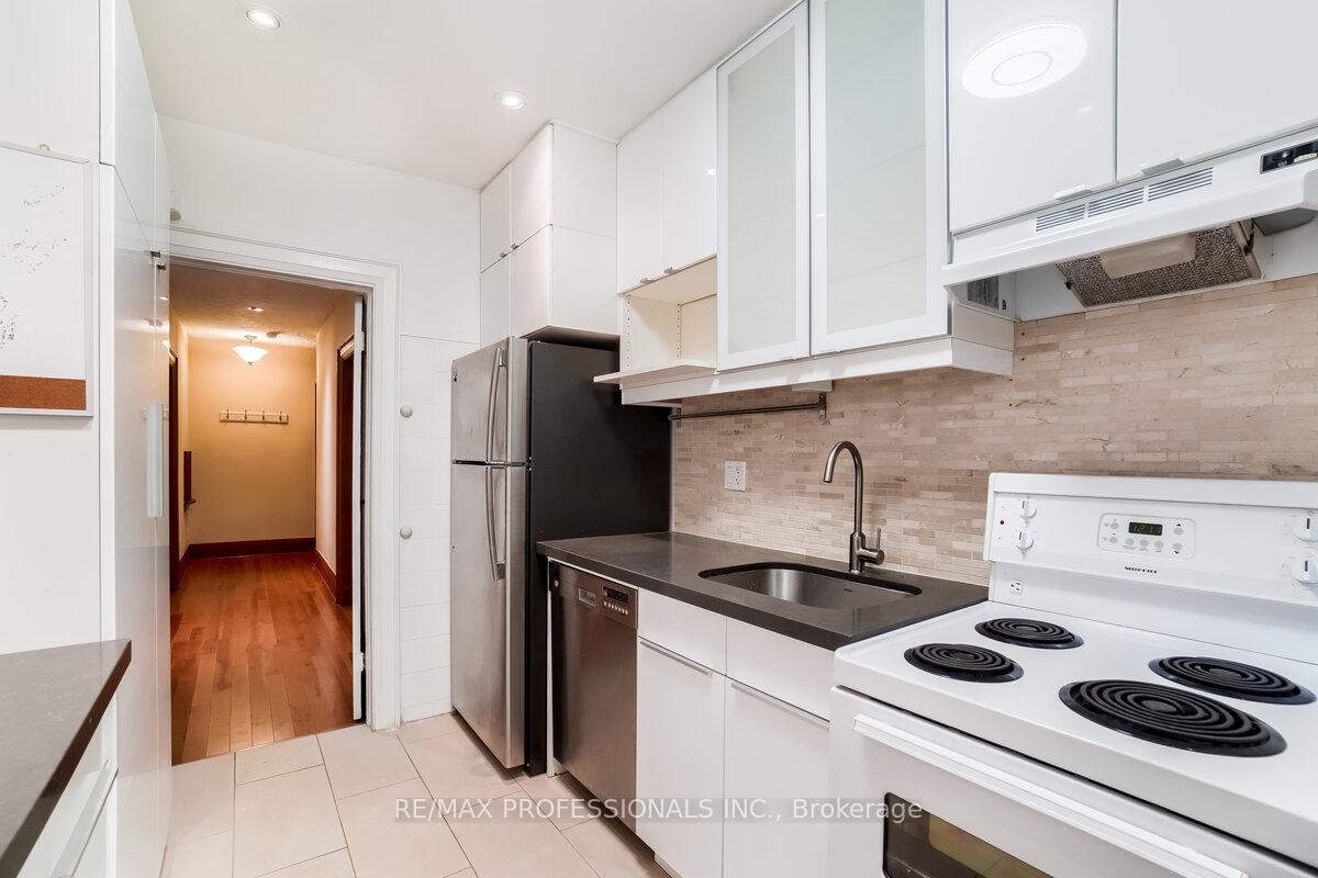 Photo 16 of Unit 1, 323 Walmer Road, Toronto, Casa Loma — HOMEH