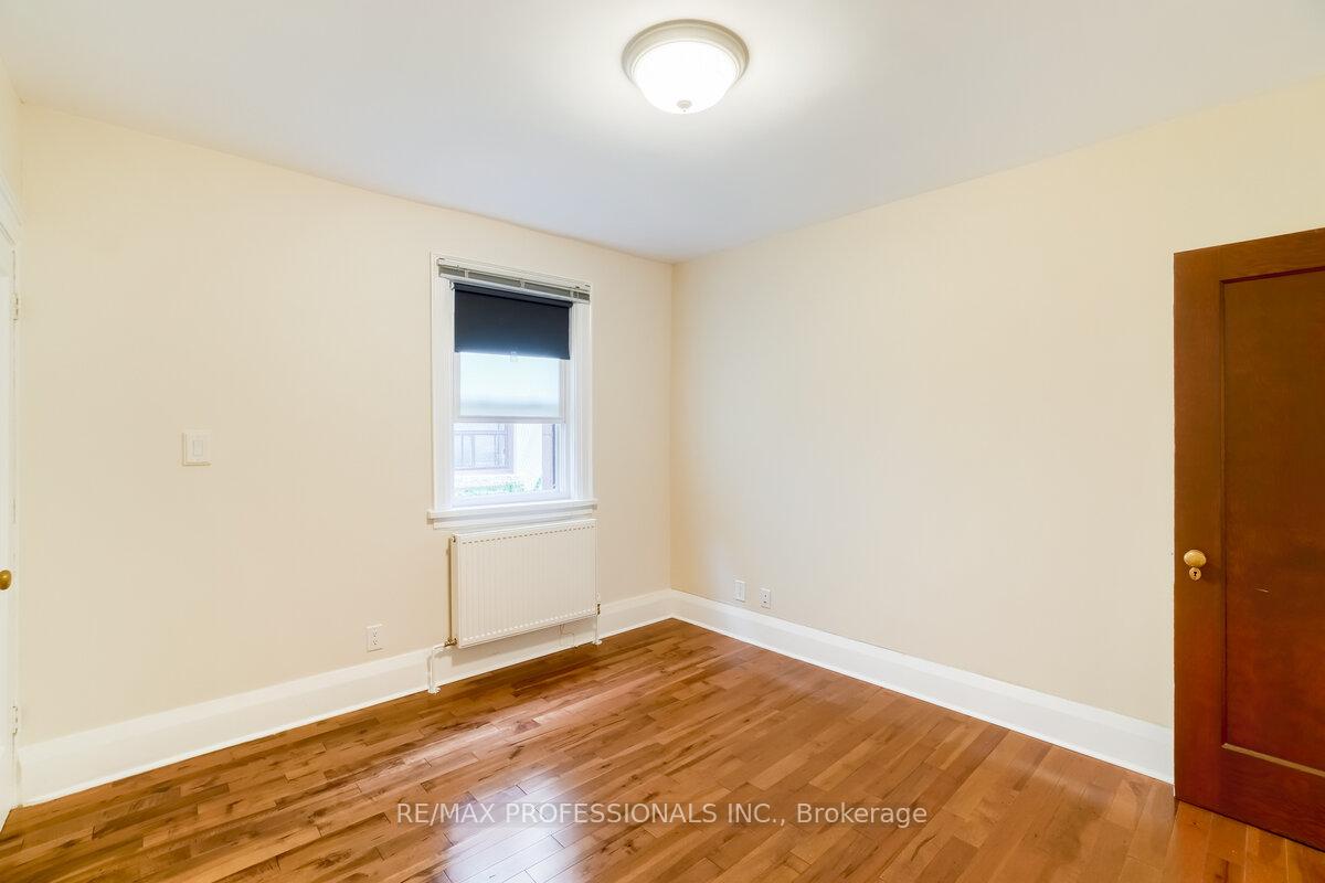Photo 22 of Unit 1, 323 Walmer Road, Toronto, Casa Loma — HOMEH