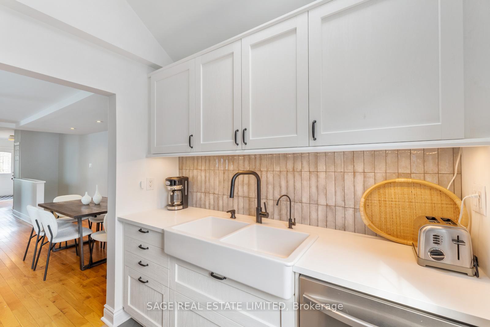 Photo 11 of 3 Rosevear Avenue, Toronto, Crescent Town — HOMEH