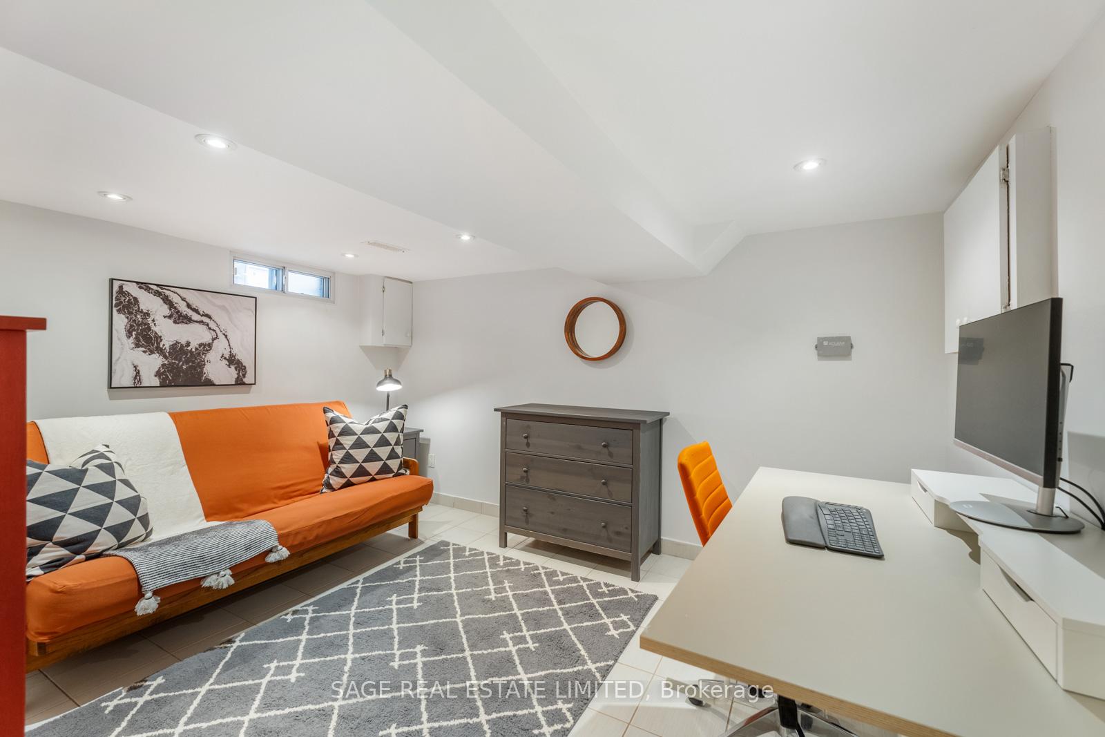Photo 23 of 3 Rosevear Avenue, Toronto, Crescent Town — HOMEH