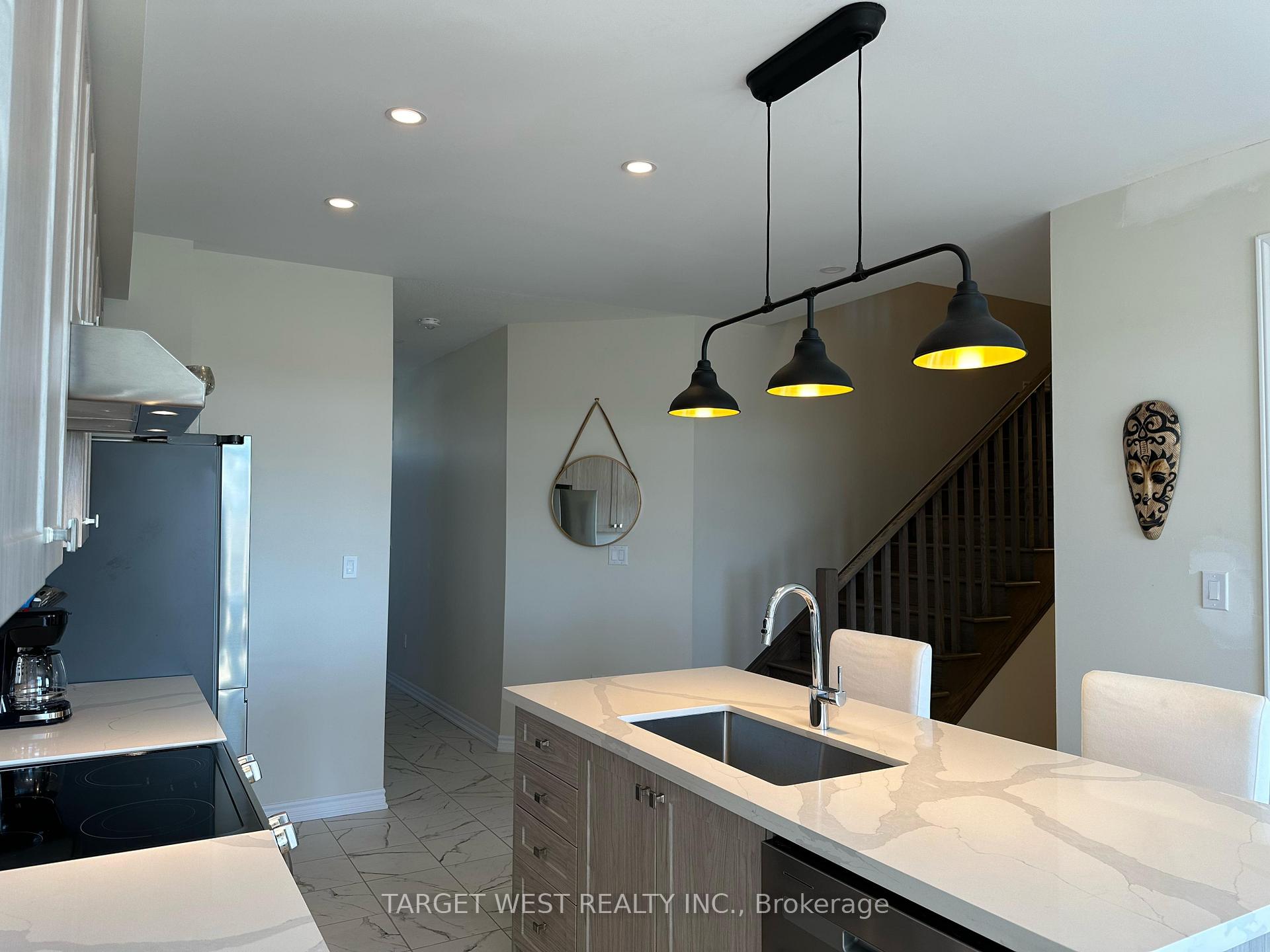 Photo 8 of 209 Vanilla Trail, Thorold, Rolling Meadows — HOMEH