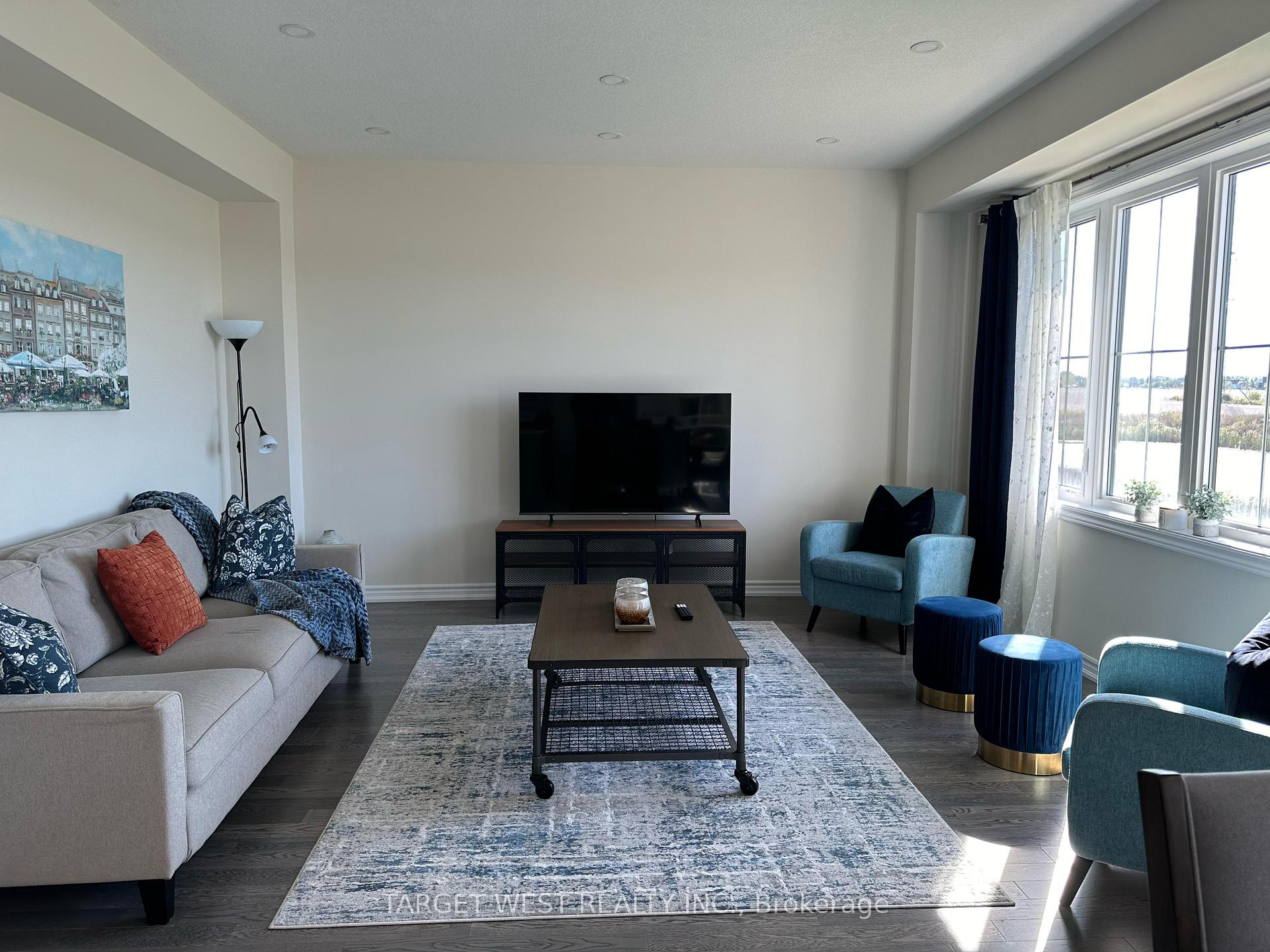 Photo 12 of 209 Vanilla Trail, Thorold, Rolling Meadows — HOMEH