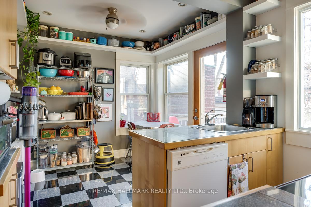 Photo 1 of Unit Main, 368 Palmerston Boulevard, Toronto, Palmerston-Little Italy — HOMEH