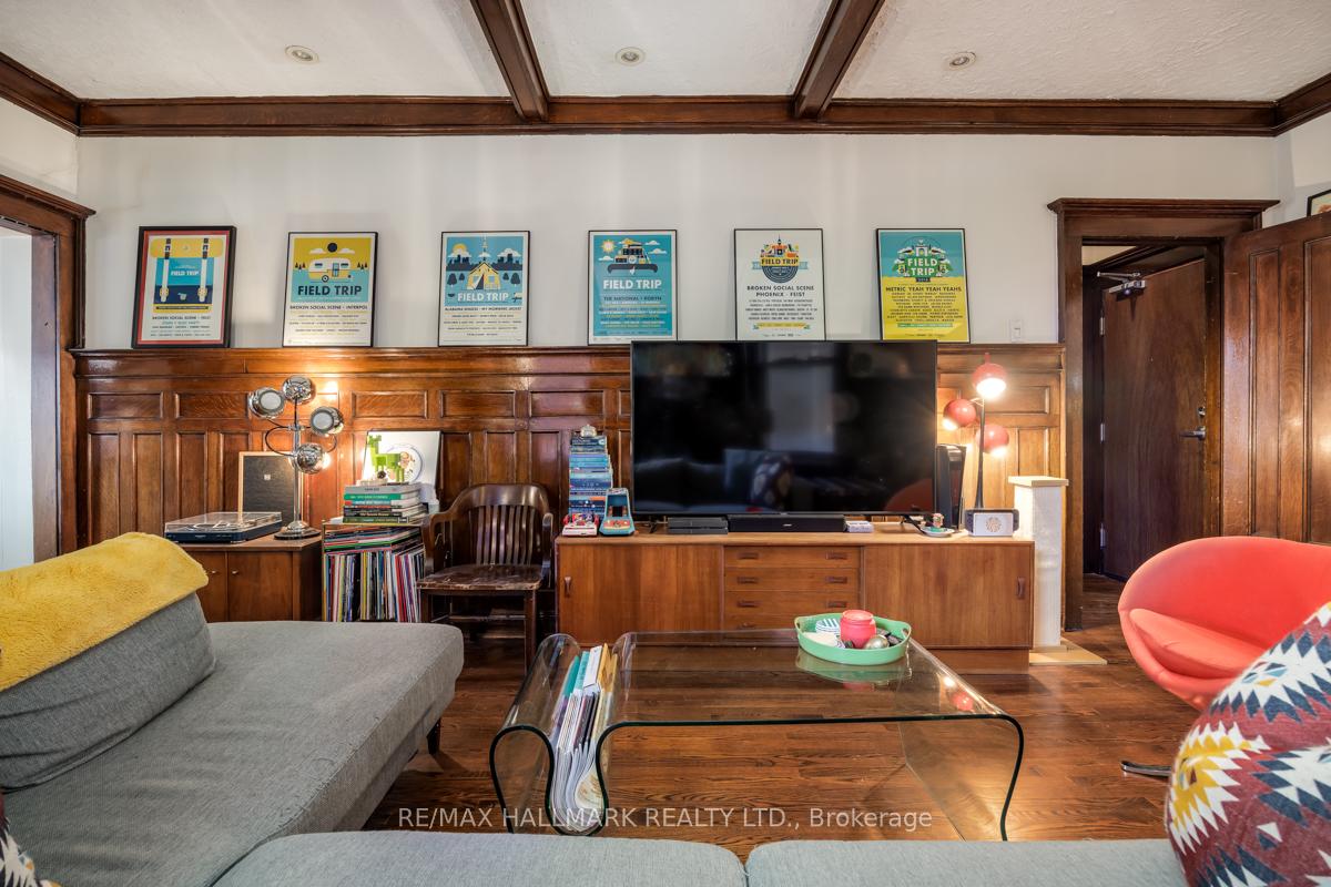 Photo 8 of Unit Main, 368 Palmerston Boulevard, Toronto, Palmerston-Little Italy — HOMEH