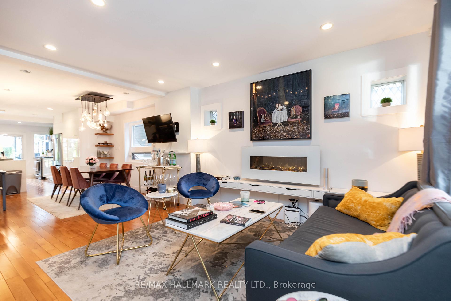 Photo 3 of 9 Ashdale Avenue, Toronto, Greenwood-Coxwell — HOMEH