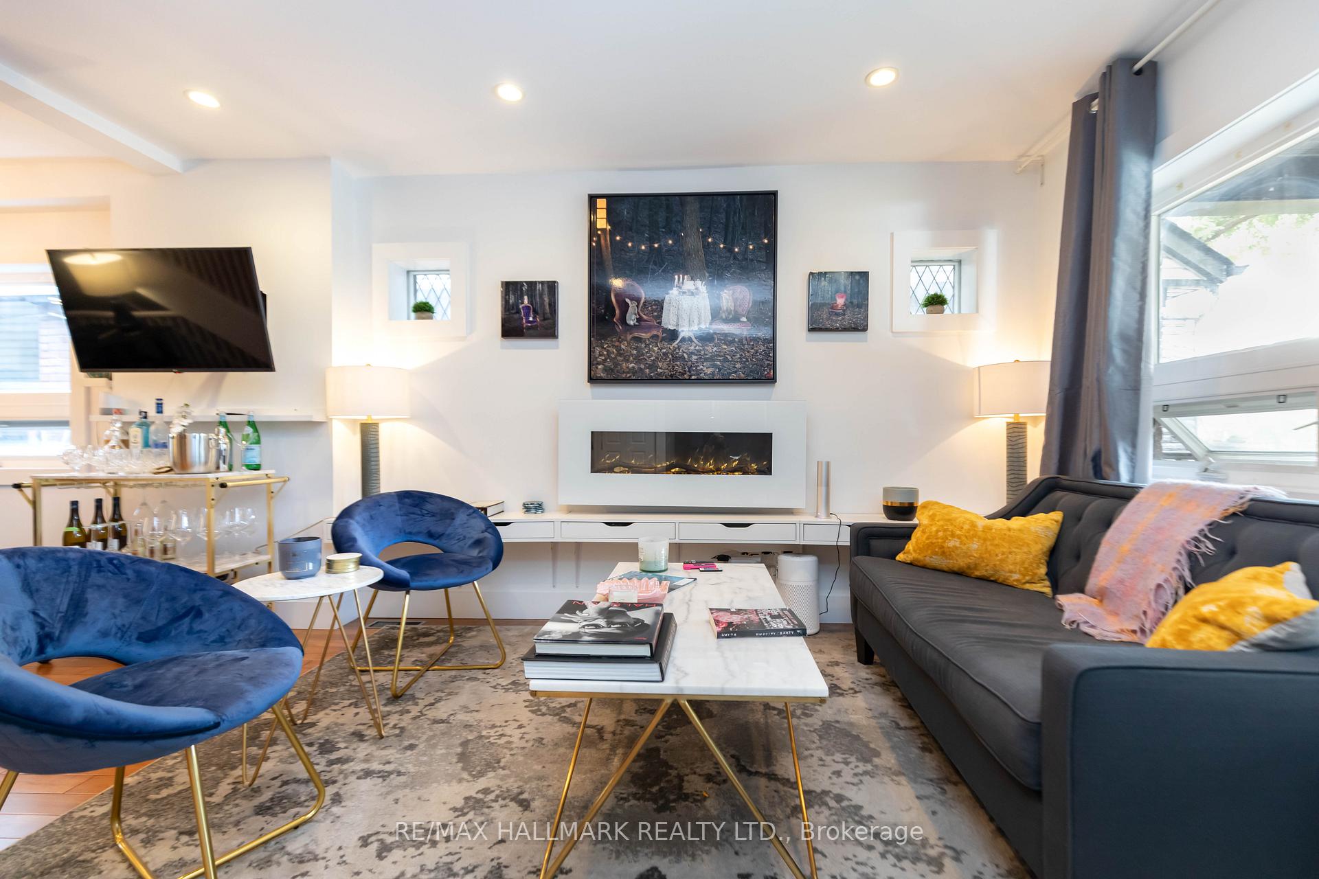 Photo 5 of 9 Ashdale Avenue, Toronto, Greenwood-Coxwell — HOMEH