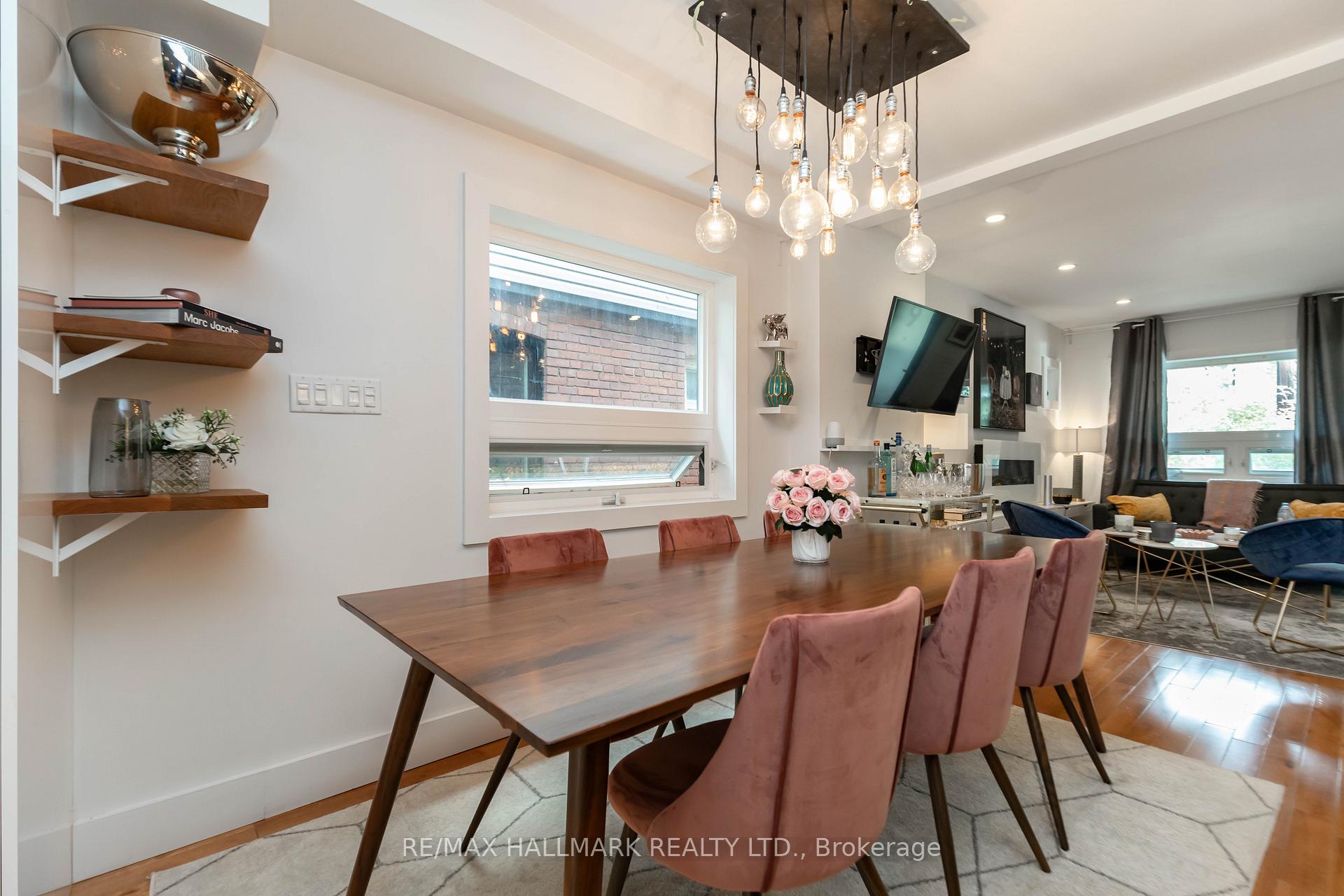 Photo 10 of 9 Ashdale Avenue, Toronto, Greenwood-Coxwell — HOMEH