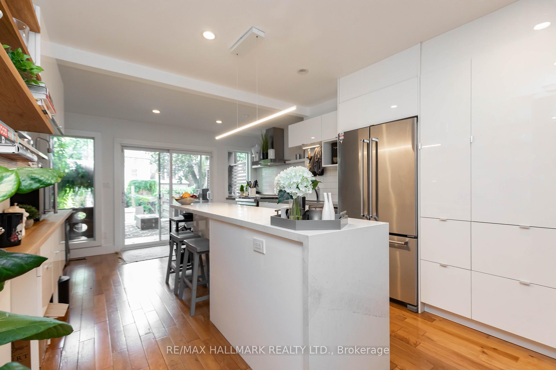 Photo 13 of 9 Ashdale Avenue, Toronto, Greenwood-Coxwell — HOMEH