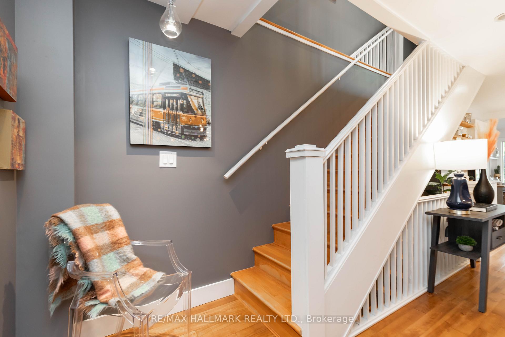Photo 20 of 9 Ashdale Avenue, Toronto, Greenwood-Coxwell — HOMEH
