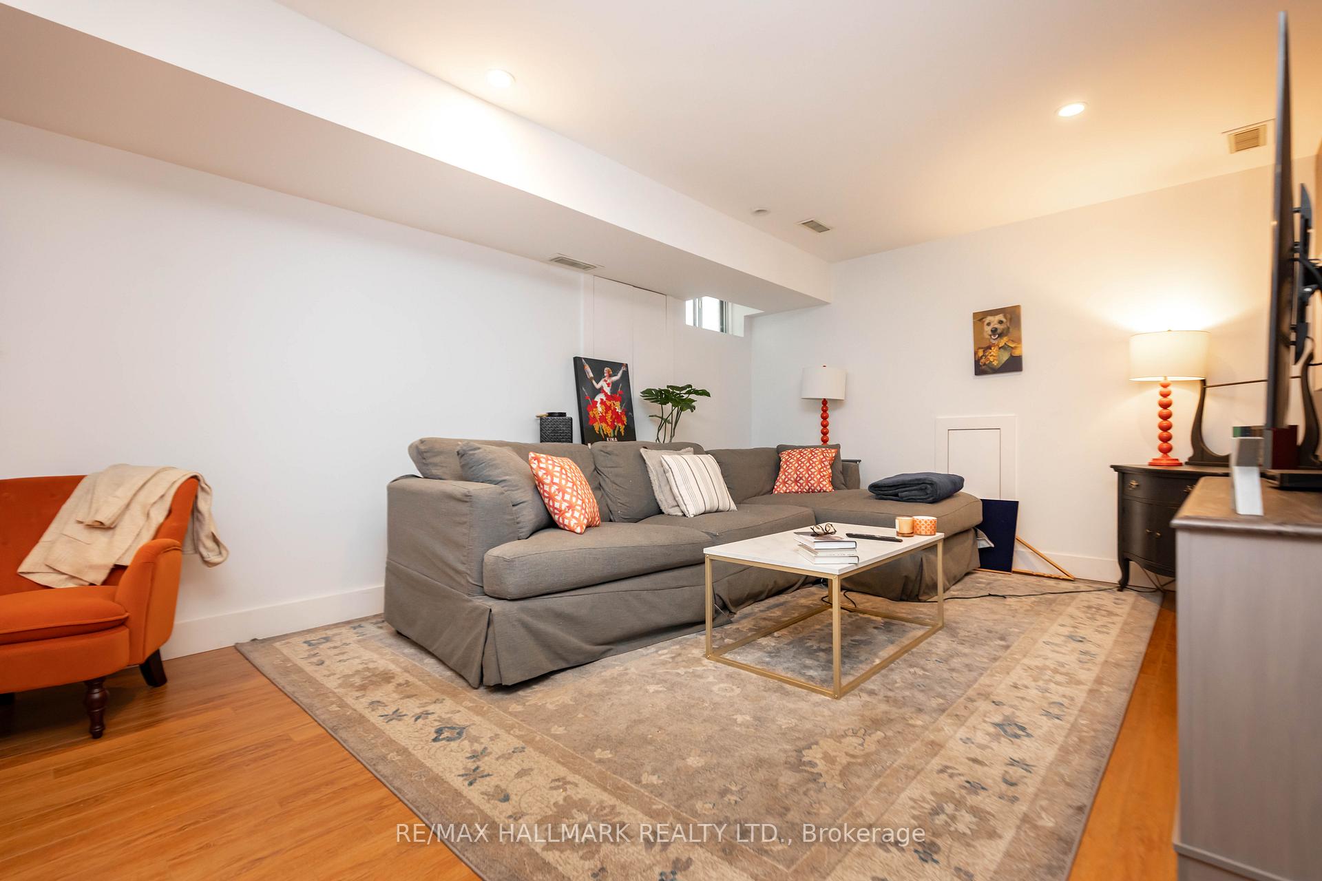 Photo 37 of 9 Ashdale Avenue, Toronto, Greenwood-Coxwell — HOMEH