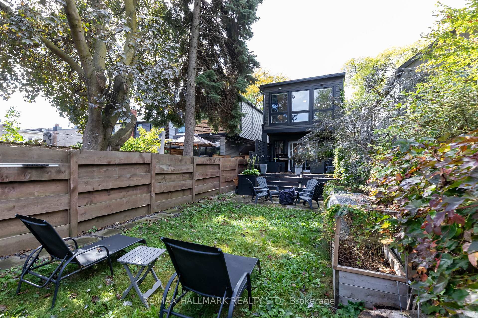 Photo 49 of 9 Ashdale Avenue, Toronto, Greenwood-Coxwell — HOMEH