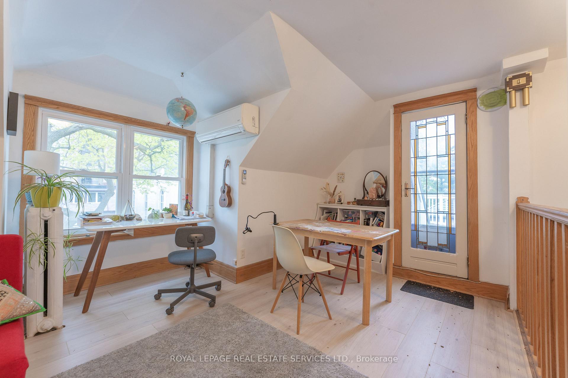 Photo 3 of Unit 3, 18 Shorncliffe Avenue, Toronto, Forest Hill South — HOMEH