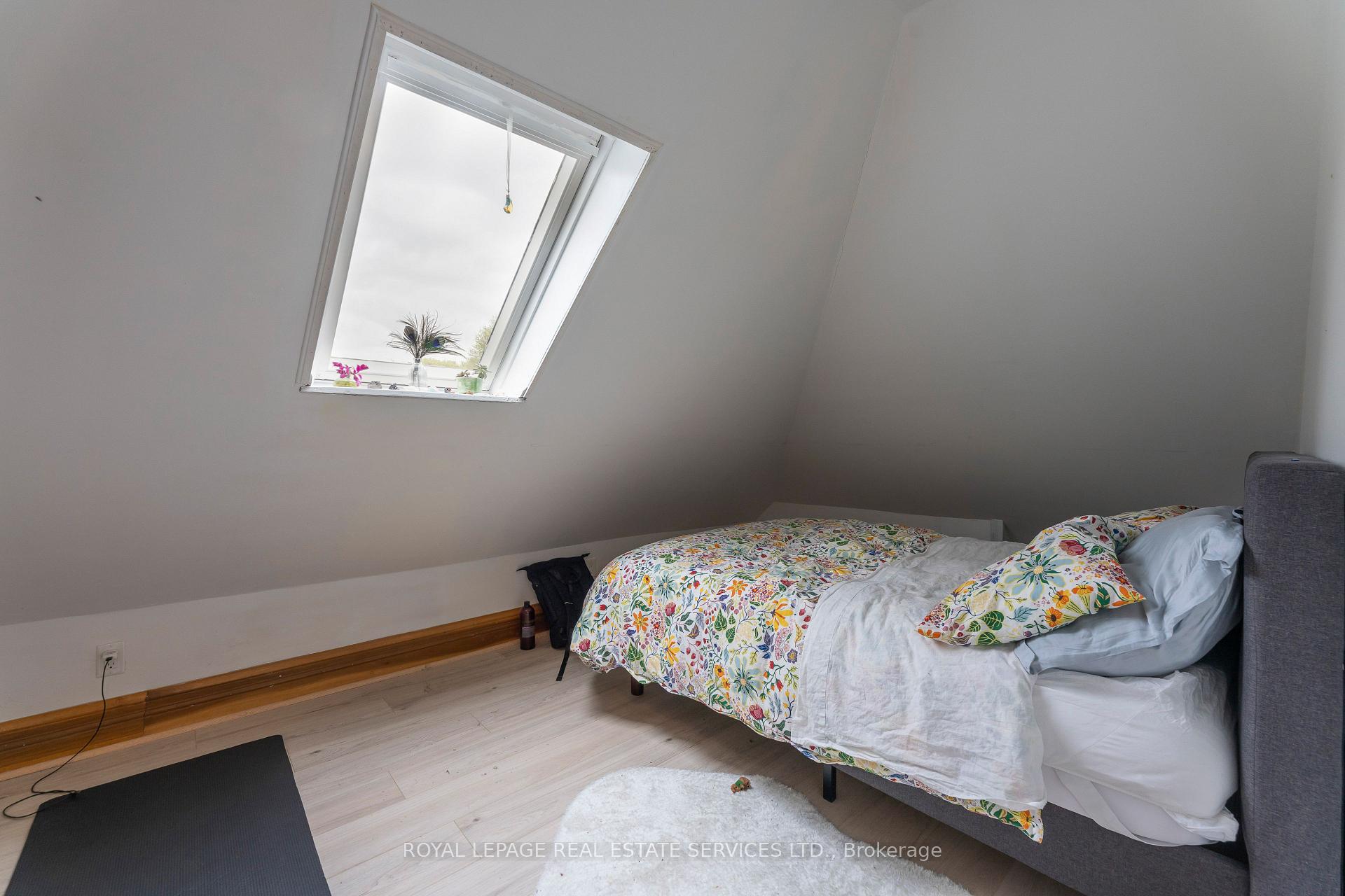 Photo 8 of Unit 3, 18 Shorncliffe Avenue, Toronto, Forest Hill South — HOMEH