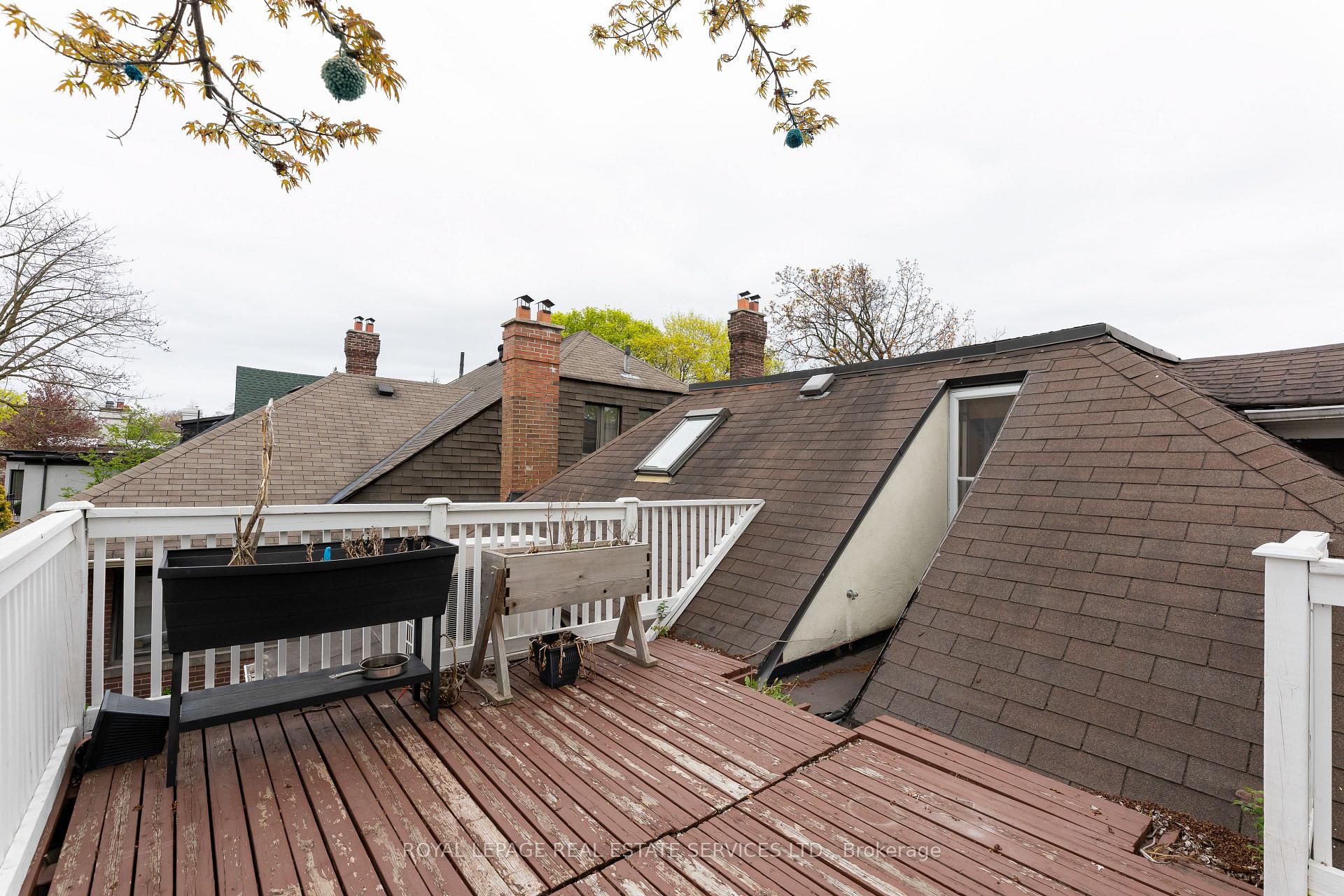 Photo 11 of Unit 3, 18 Shorncliffe Avenue, Toronto, Forest Hill South — HOMEH
