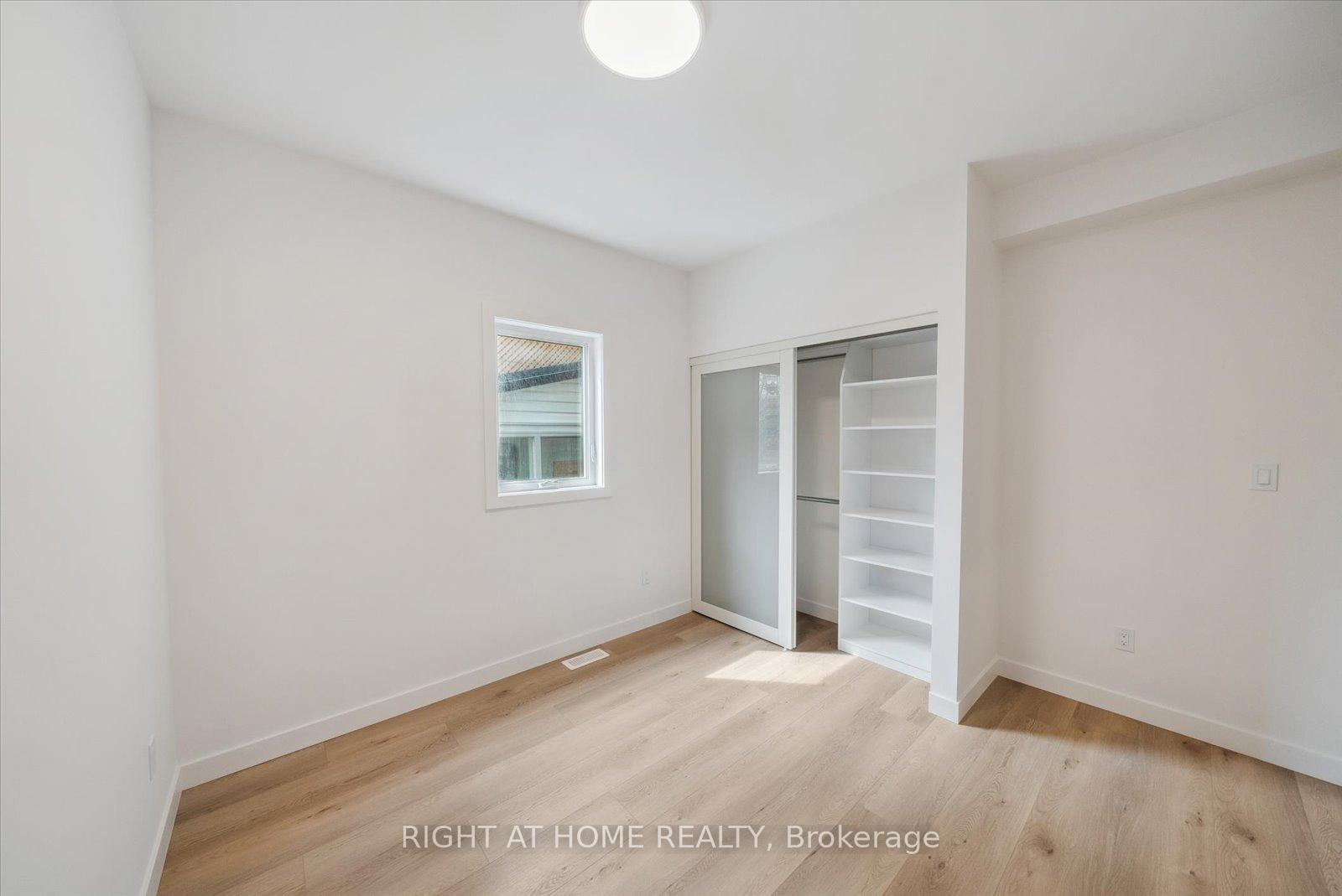 Photo 9 of Unit 5, 125 Kendal Ave, Toronto, The Annex — HOMEH