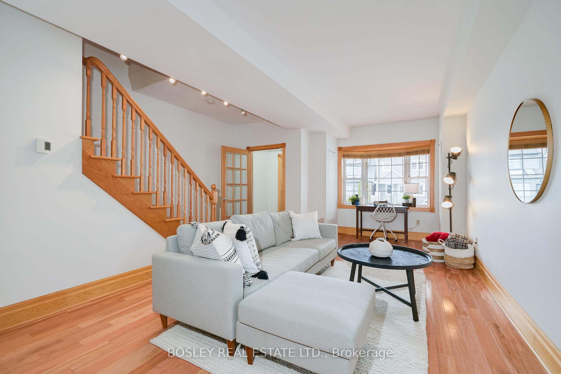 Photo 2 of 19 Epsom Avenue, Toronto, Woodbine-Lumsden — HOMEH