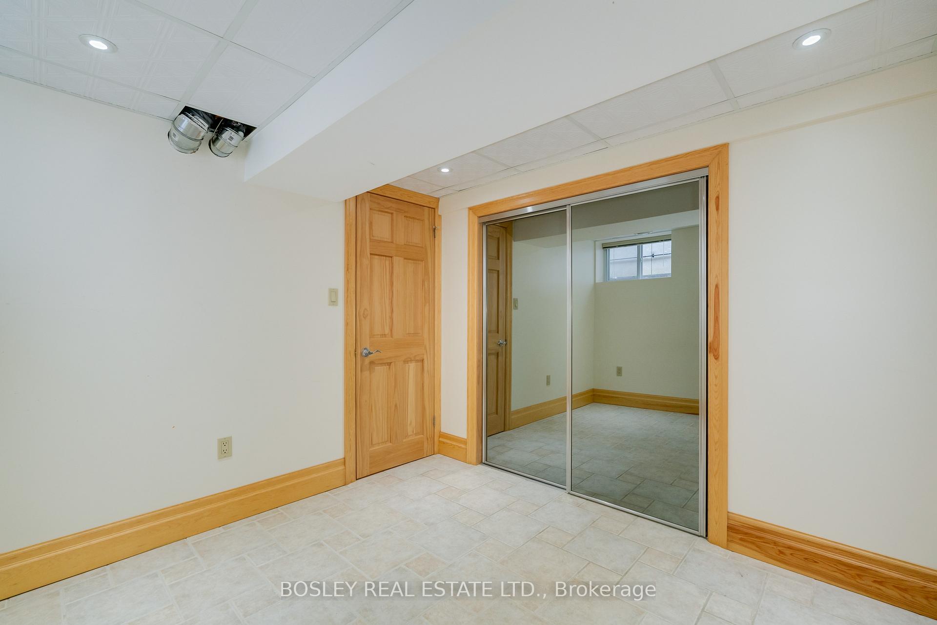 Photo 19 of 19 Epsom Avenue, Toronto, Woodbine-Lumsden — HOMEH