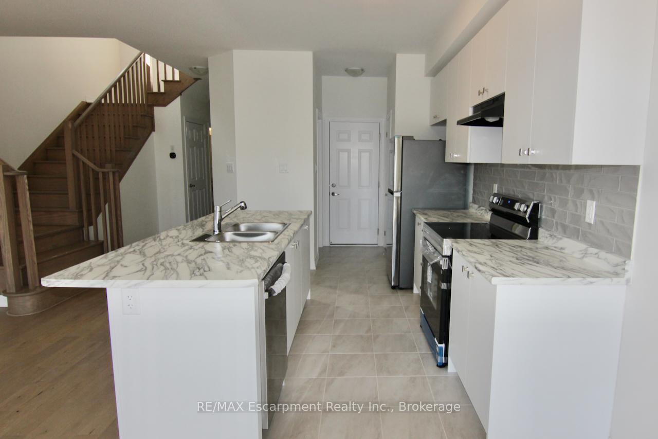 Photo 5 of 261 Velvet Way, Thorold, Rolling Meadows — HOMEH